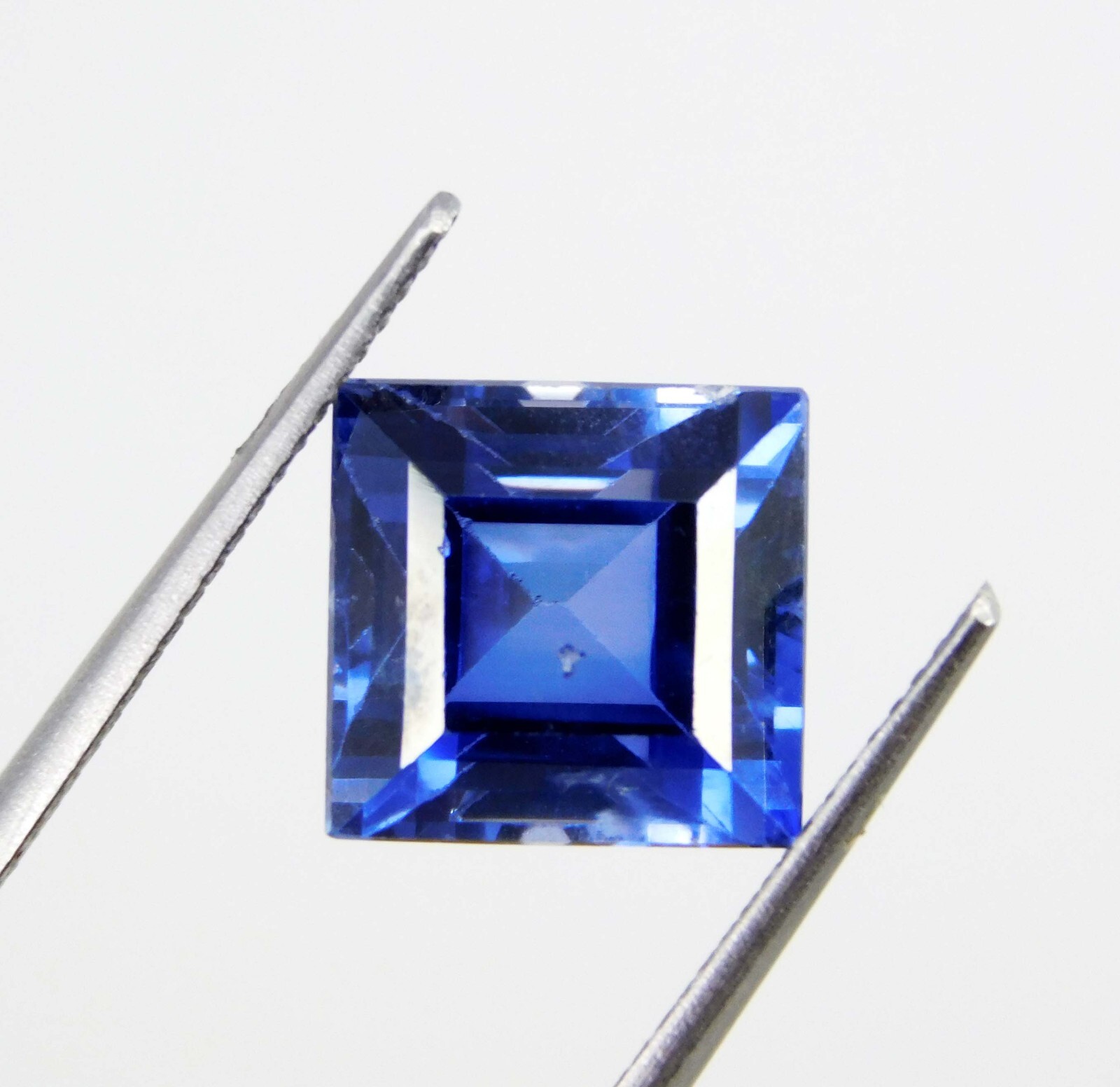 Natural 9.00 Ct California Blue Rare Benitoite Princess Cut CERTIFIED Gemstone