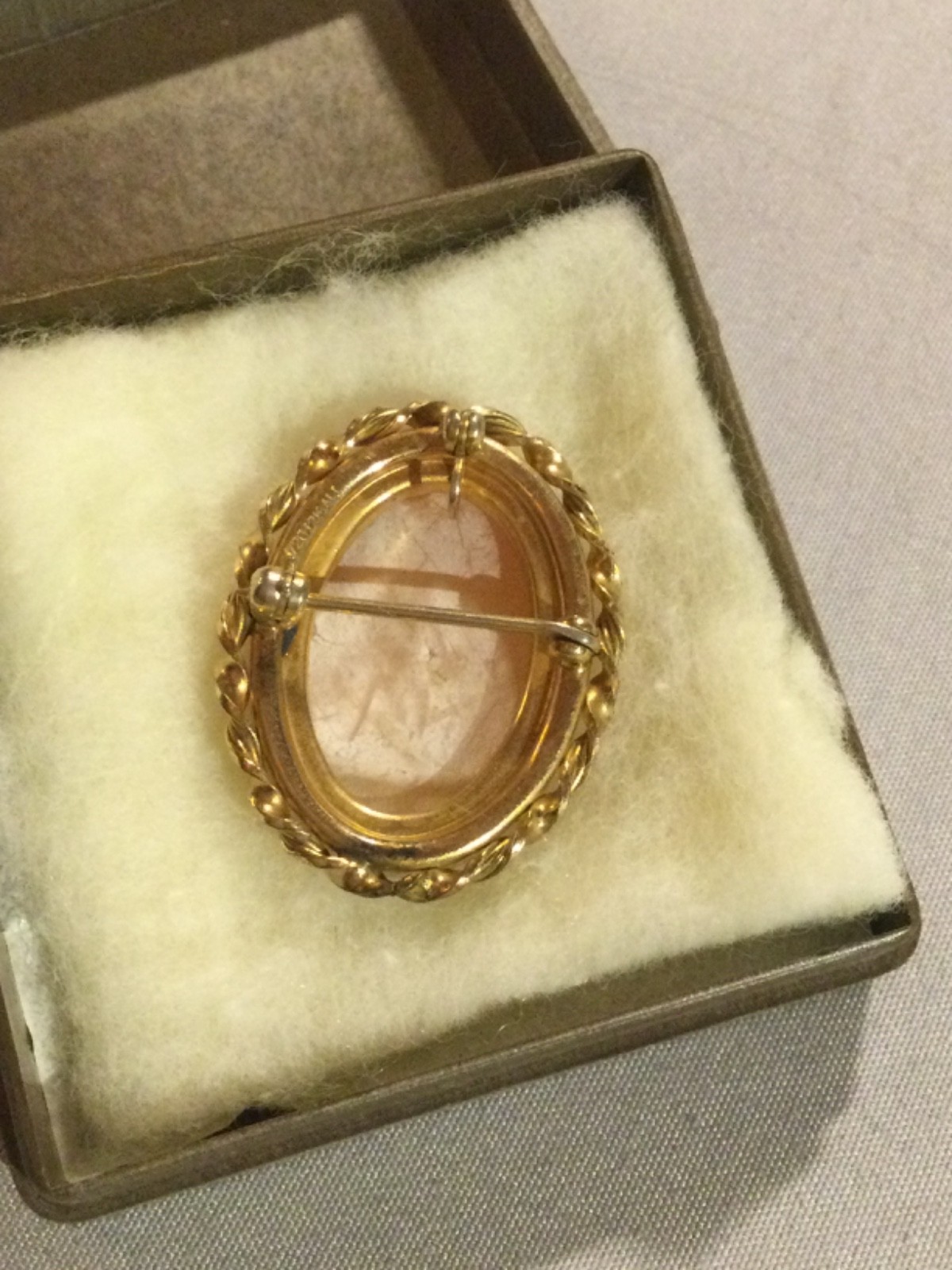 Vintage 1/20 12K Carved Shell Cameo Classic Baroque Brooch or Pendant