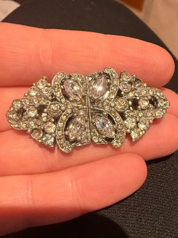 Beautiful Vintage Duette Brooch and Two Dress Clips