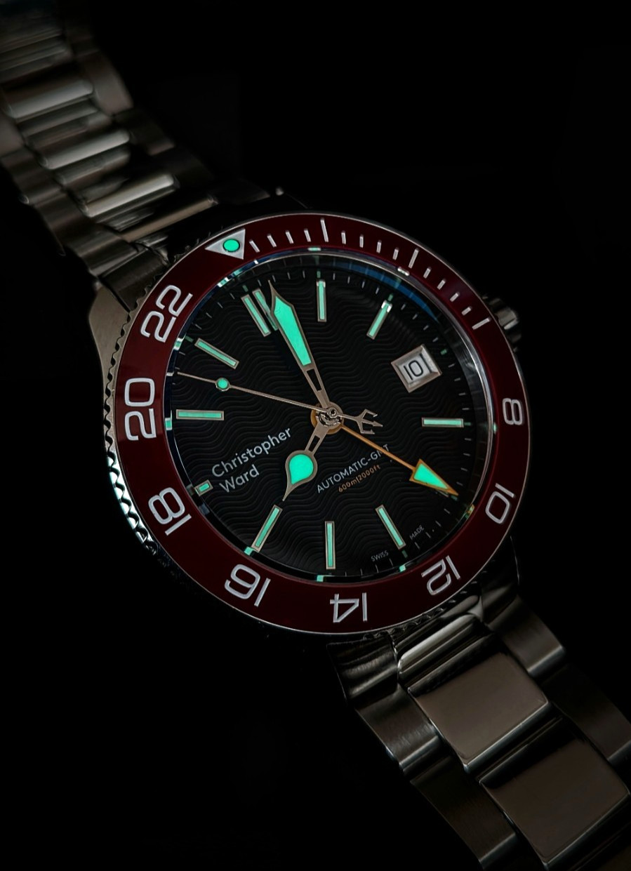 Christopher Ward C60 Trident Pro 600 GMT_Automatic_38mm_Red Bezel_Box and Papers