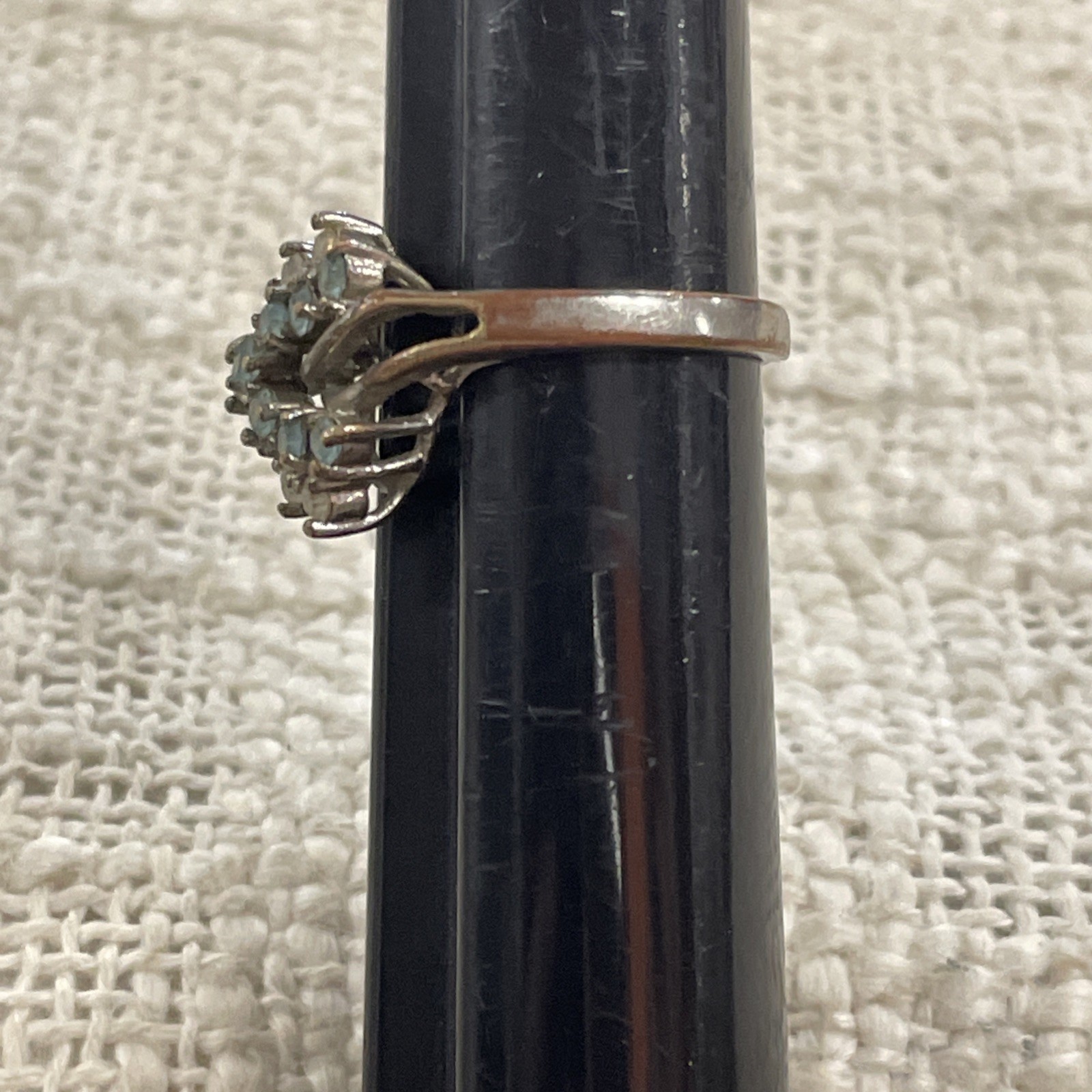 Silver Toned Blue & White Gem Cluster Cocktail Ring Size 9.5