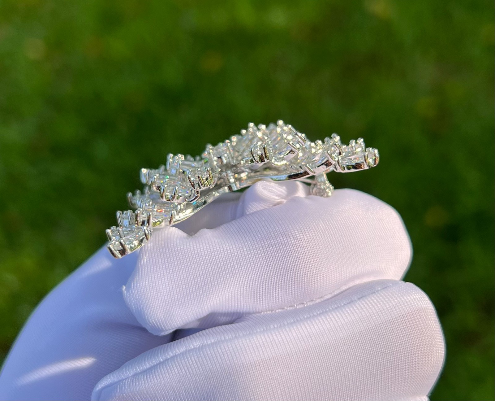 Brilliant Crystals Butterflybrooch pin