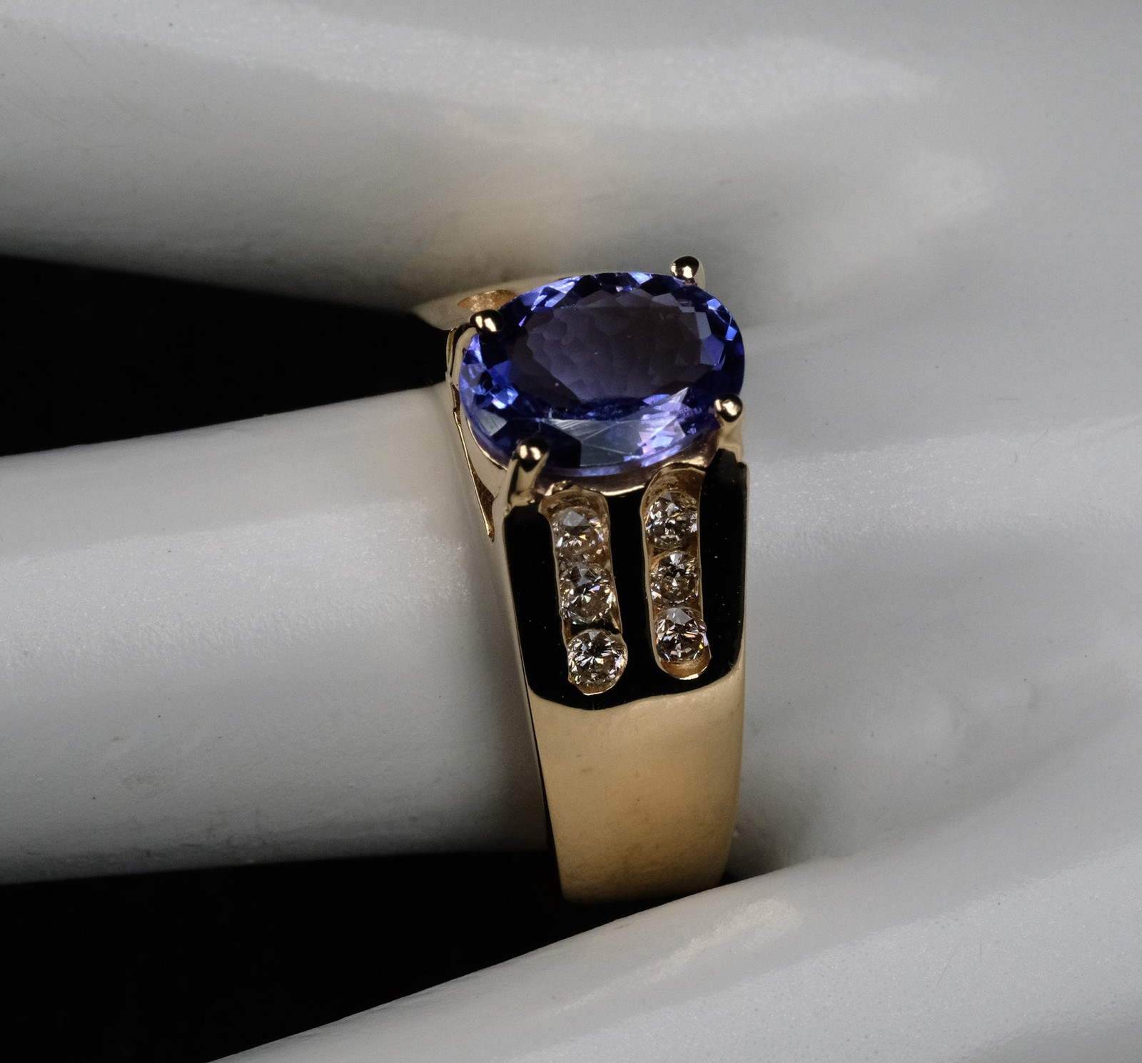 Pre-Owned 14K Yellow Gold 1.39ct Tanzanite .42ct Diamond Ring 6.2gm Sz 8.25