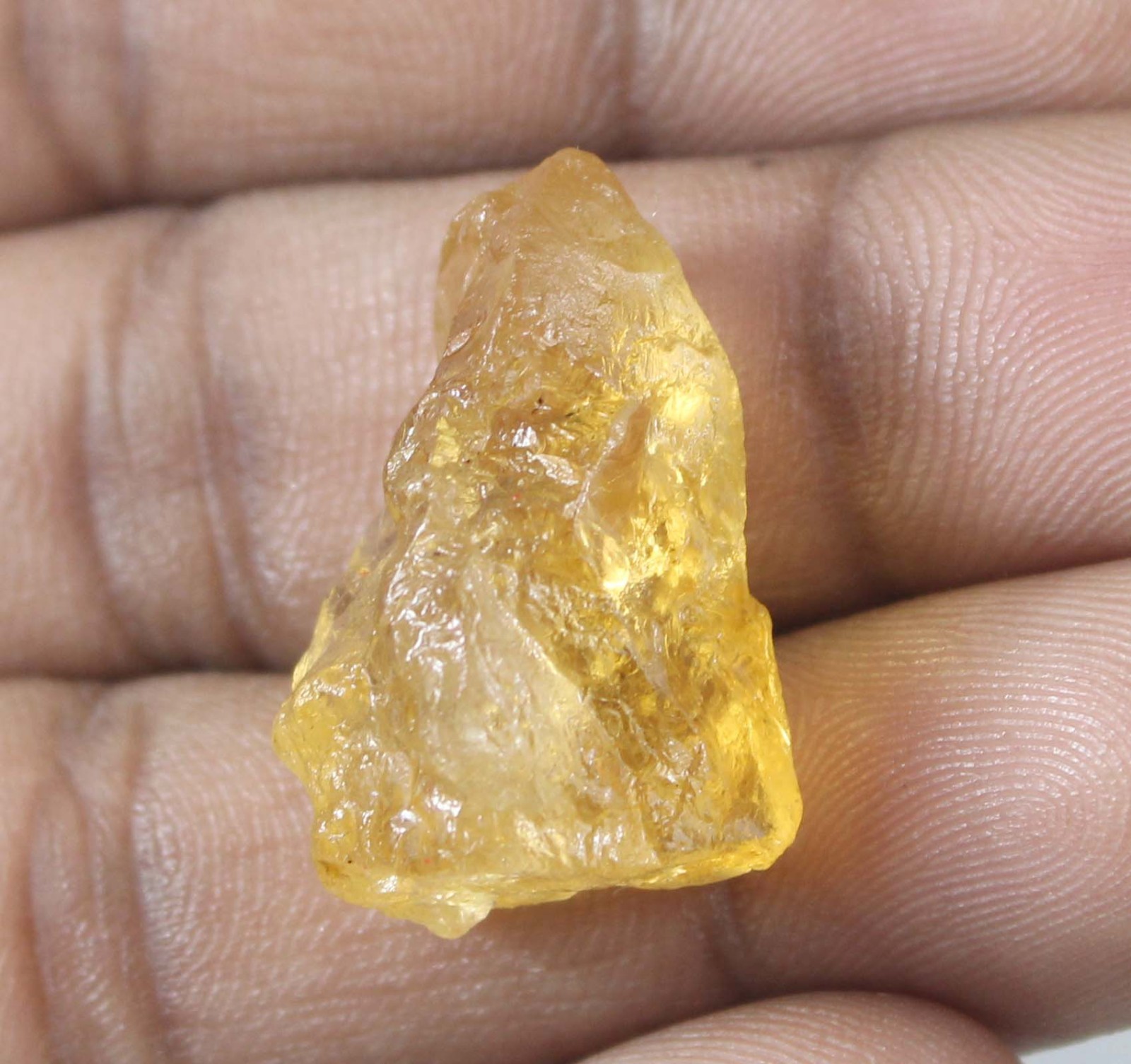Natural 26.75 Ct Yellow Grossular Garnet Gemstone Rough Certified T37066
