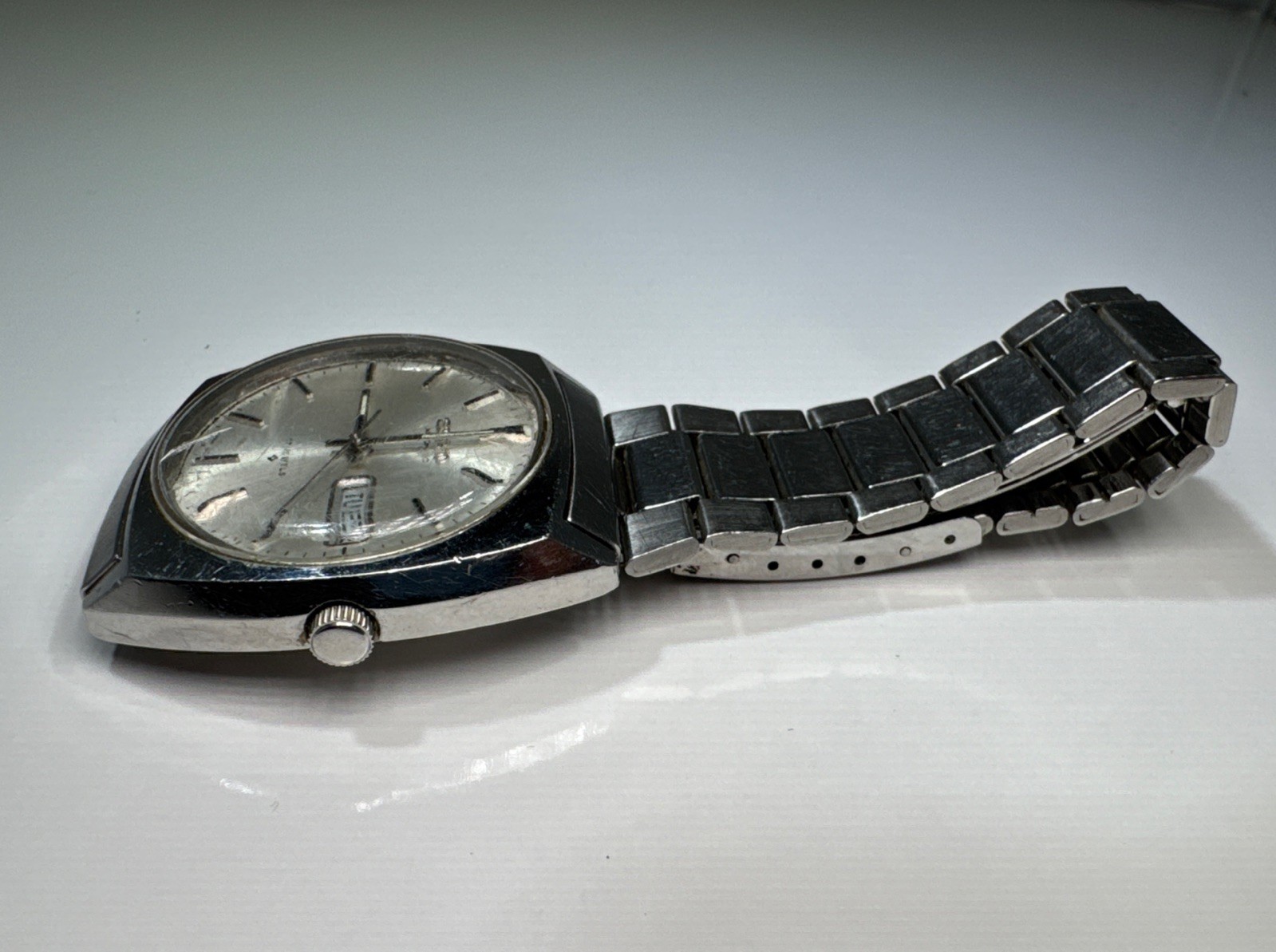 Vintage Seiko 5 Automatic Men’s Watch Day/Date Japan 6309-8089 Glass Scratch