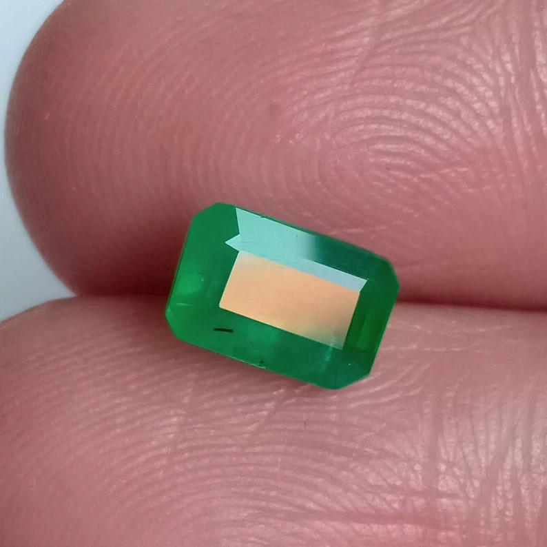 Wholesale Price !! Zambian Green Octagon Cut Earth Mined Loose Gemstone 1.53 Ct
