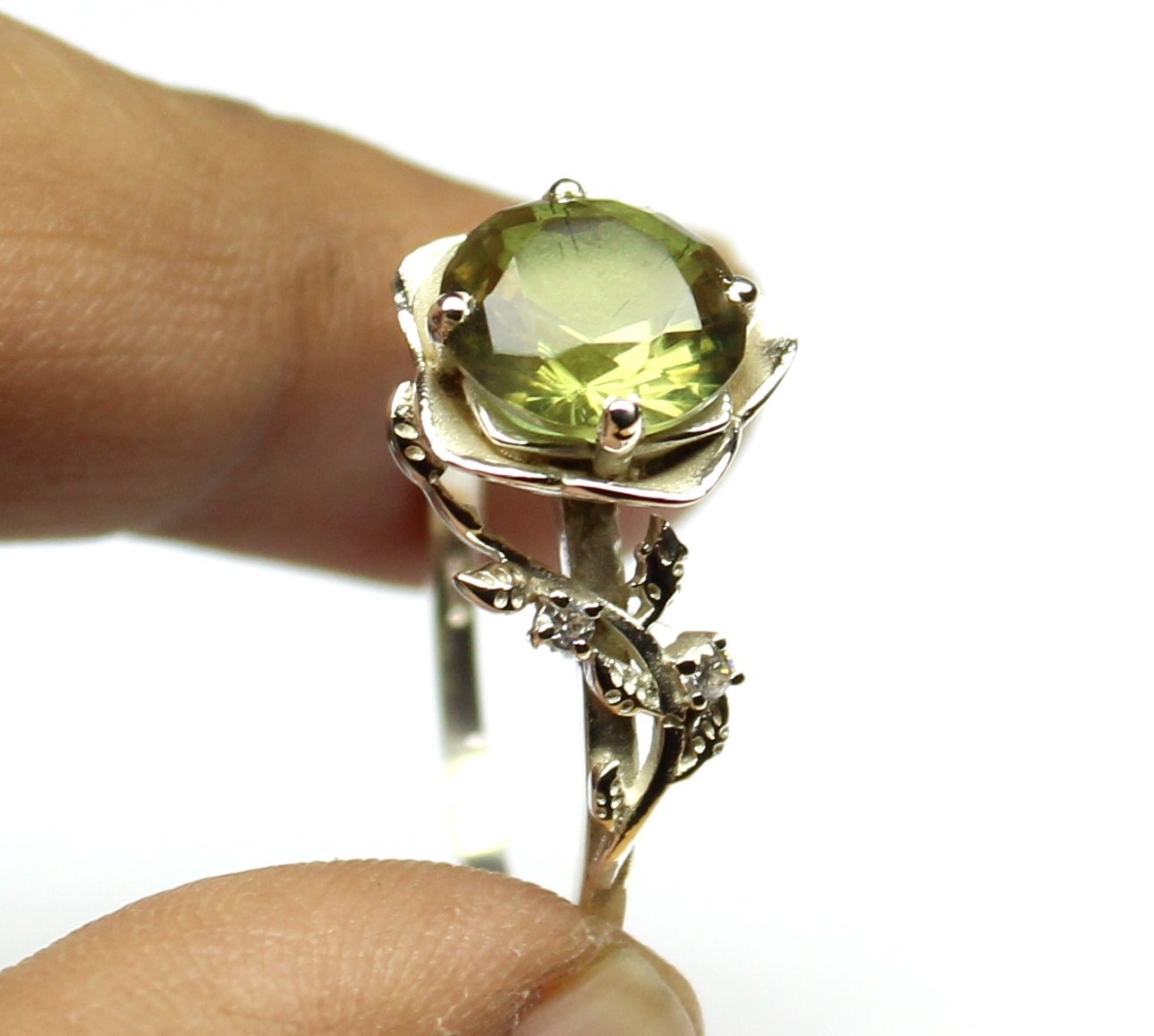 Genuinely 4 Color Change Zultanite Ring, Alexandrite Sterling Silver Flower Ring