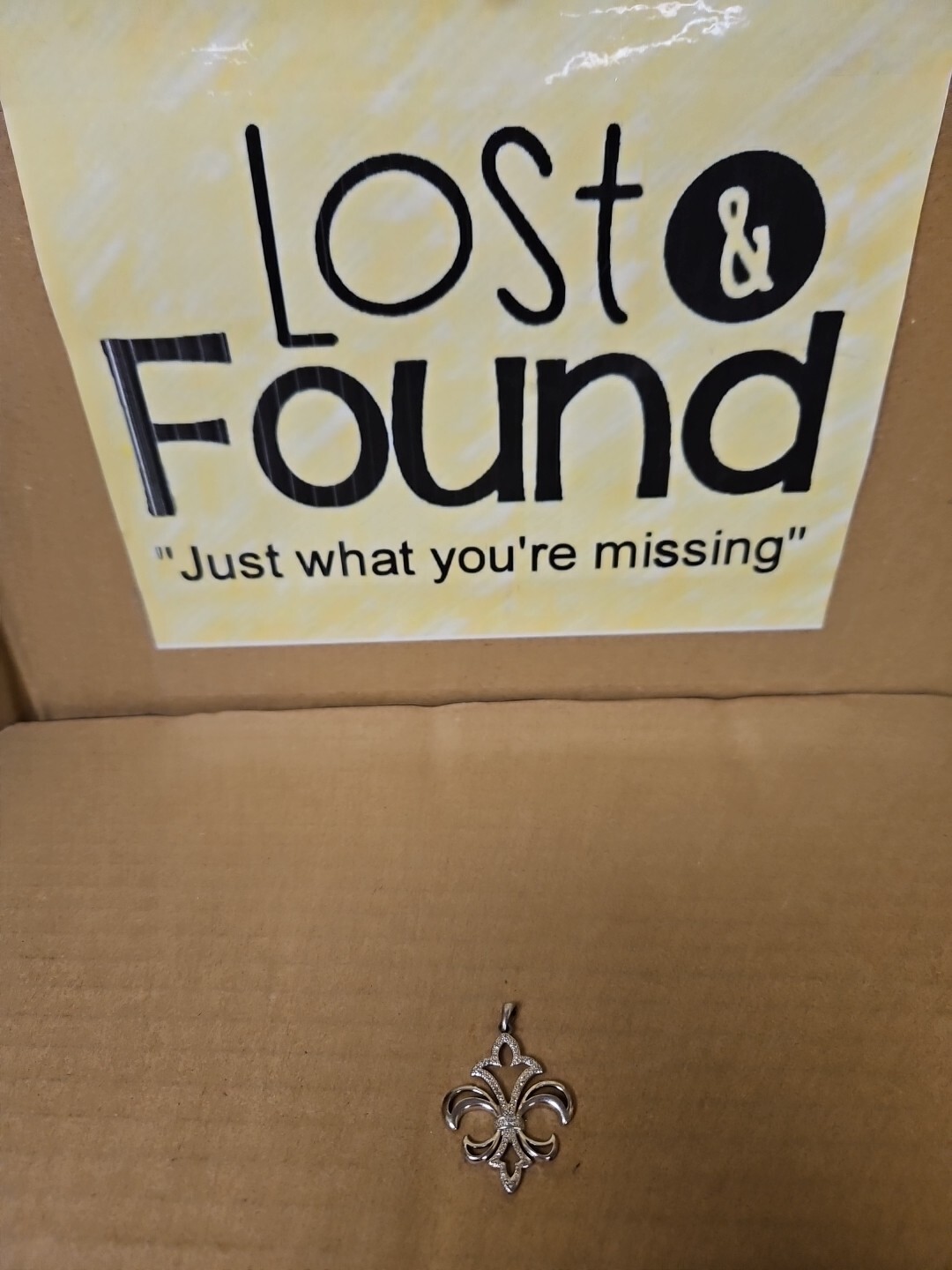 CrazieM Sterling 925 Silver Vintage Southwestern Estate Charm 5.59g