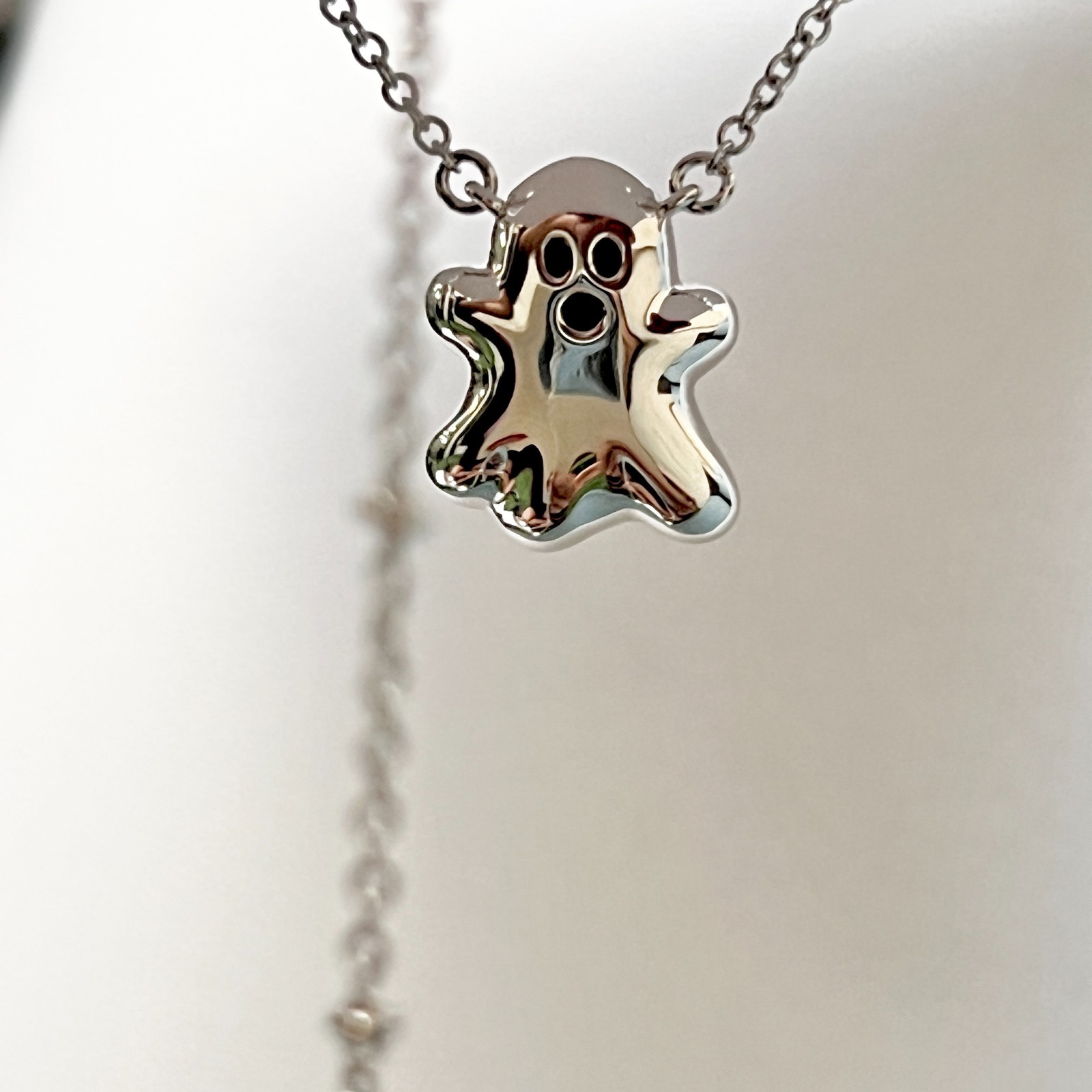 Kendra Scott Mother of Pearl Ghost Reversible Pendant Rhodium Silver Necklace