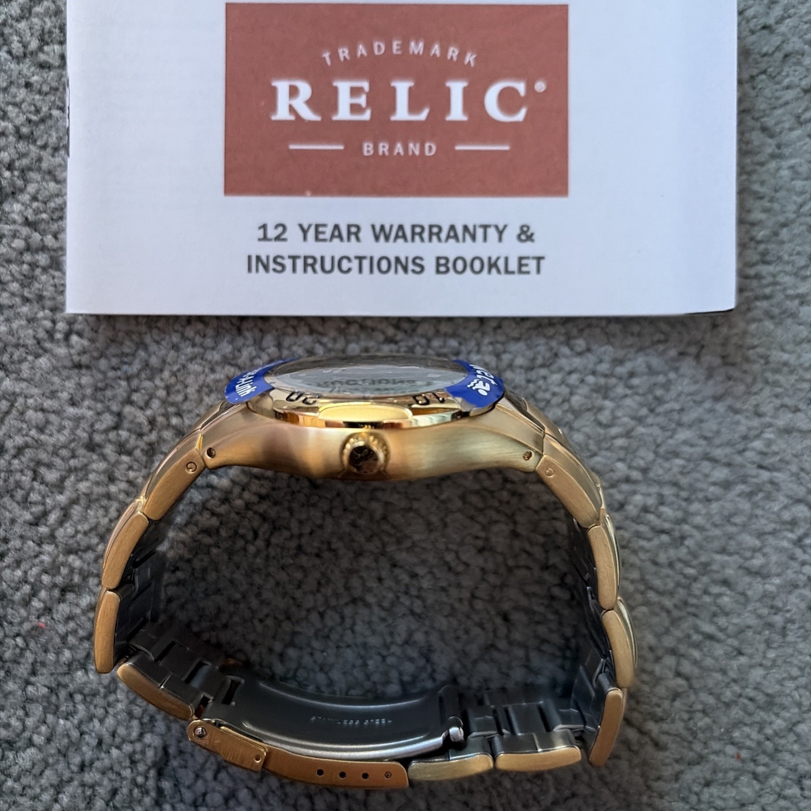 Relic Wet Men’s Wristwatch 50m/165ft With Box ZR11570 Gold Tone Stainless Steel