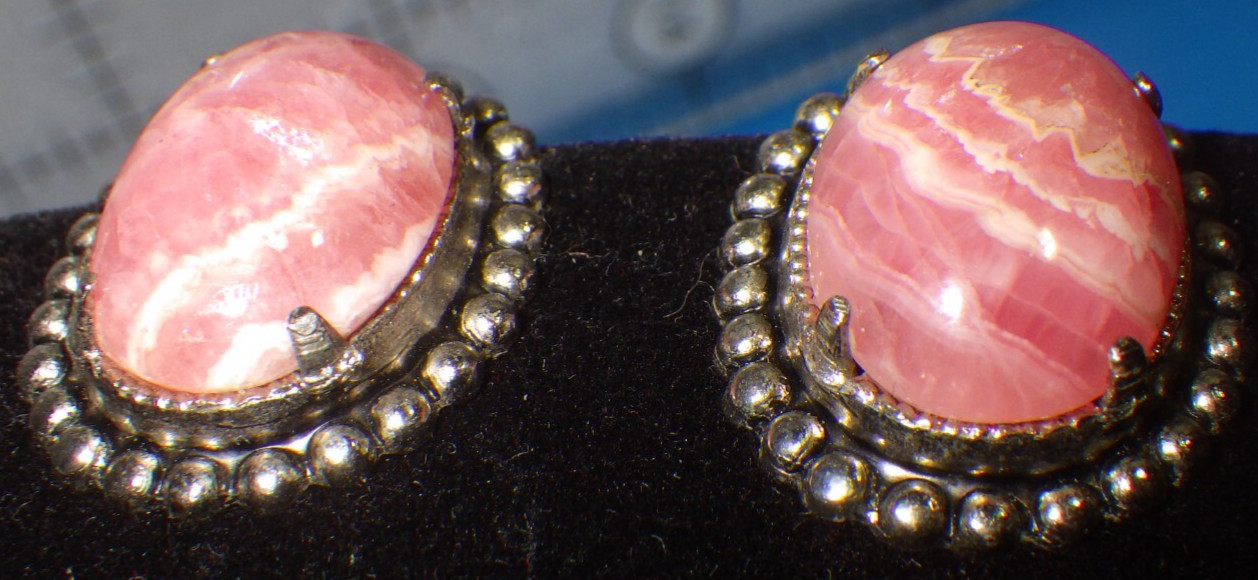 vintage vivid old Rhodochrosite sterling silver screw back earrings maker JJJ co