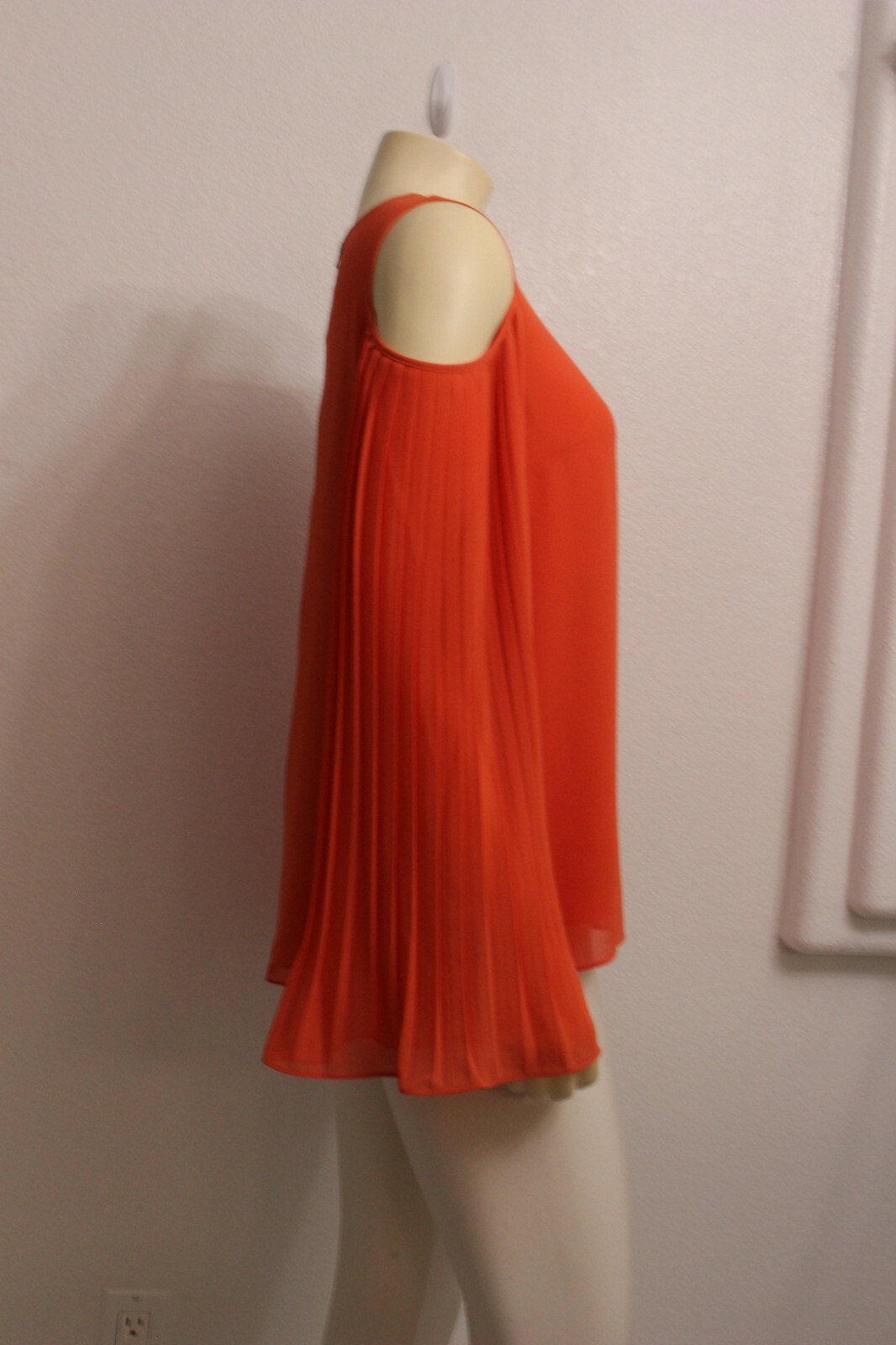 MM Couture by Miss Me Ladies Top size S Orange Pleat LS bare shoulder Polyester