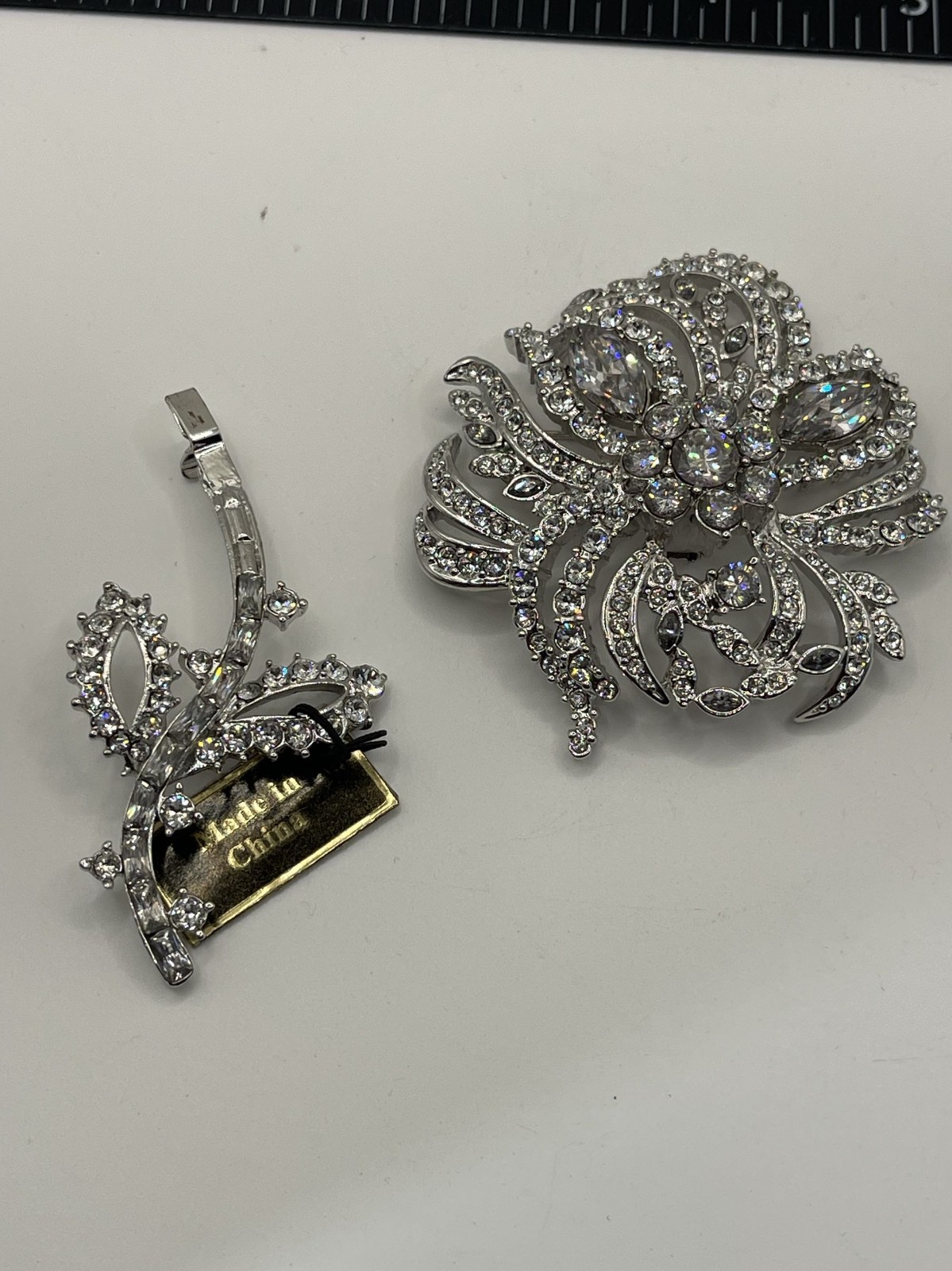 Joan Rivers Private Collection Crystal Flower Brooch Pin Removable Stem