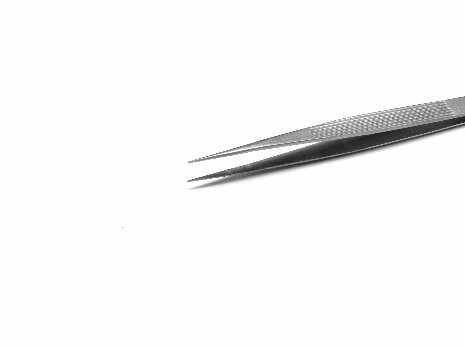 Gemstone Tweezer 6-1/2″ Fine Tip Diamond Melee Tweezers Fine Tipped Matt Finish