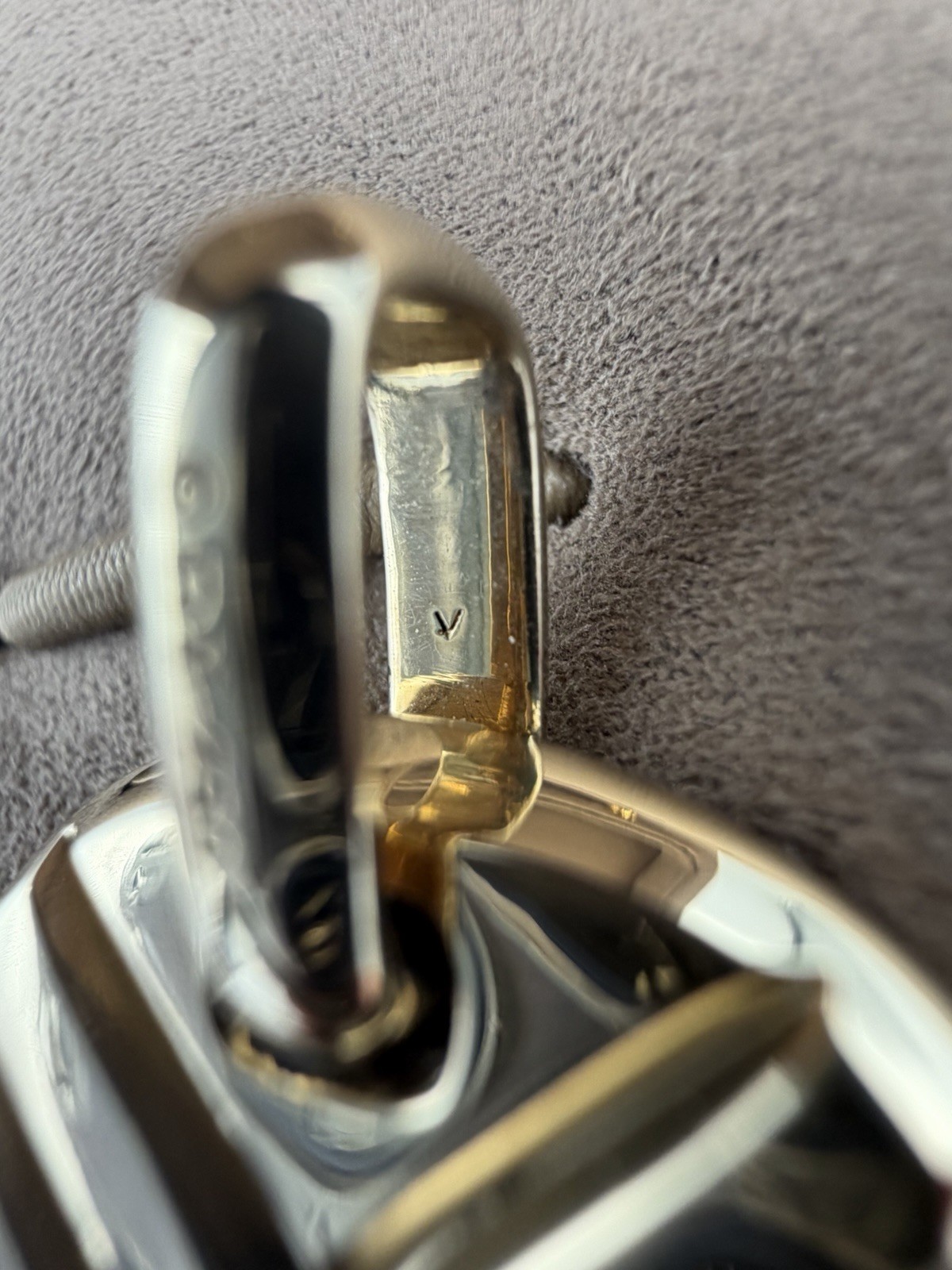 David Yurman Chevron Tag in 18K Yellow Gold with Diamonds 35mm