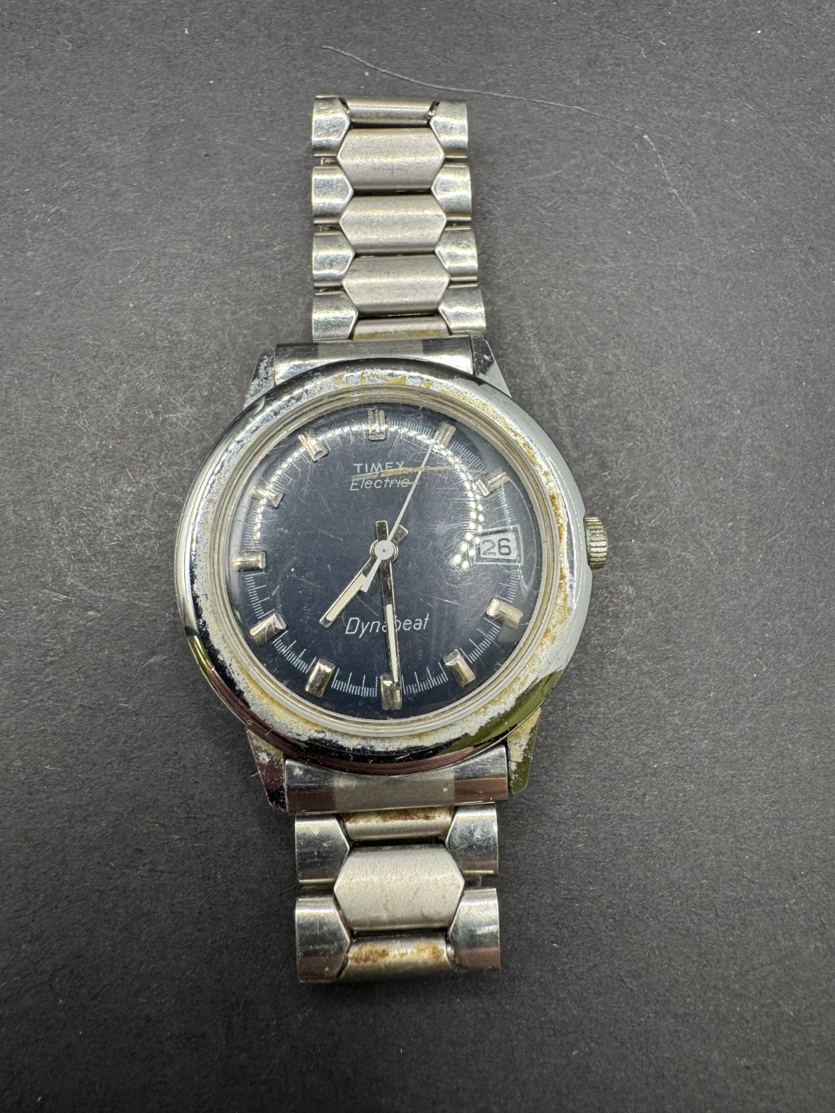 Vintage TIMEX Men’s Electric Dynabeat Black Dial Silver Tone Quartz Watch 30mm