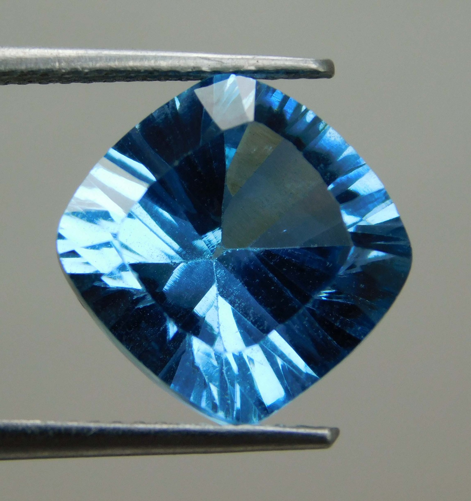 11.05 Ct Natural Mogok Blue Green Spinel Cushion Cut Certified Loose Gemstone