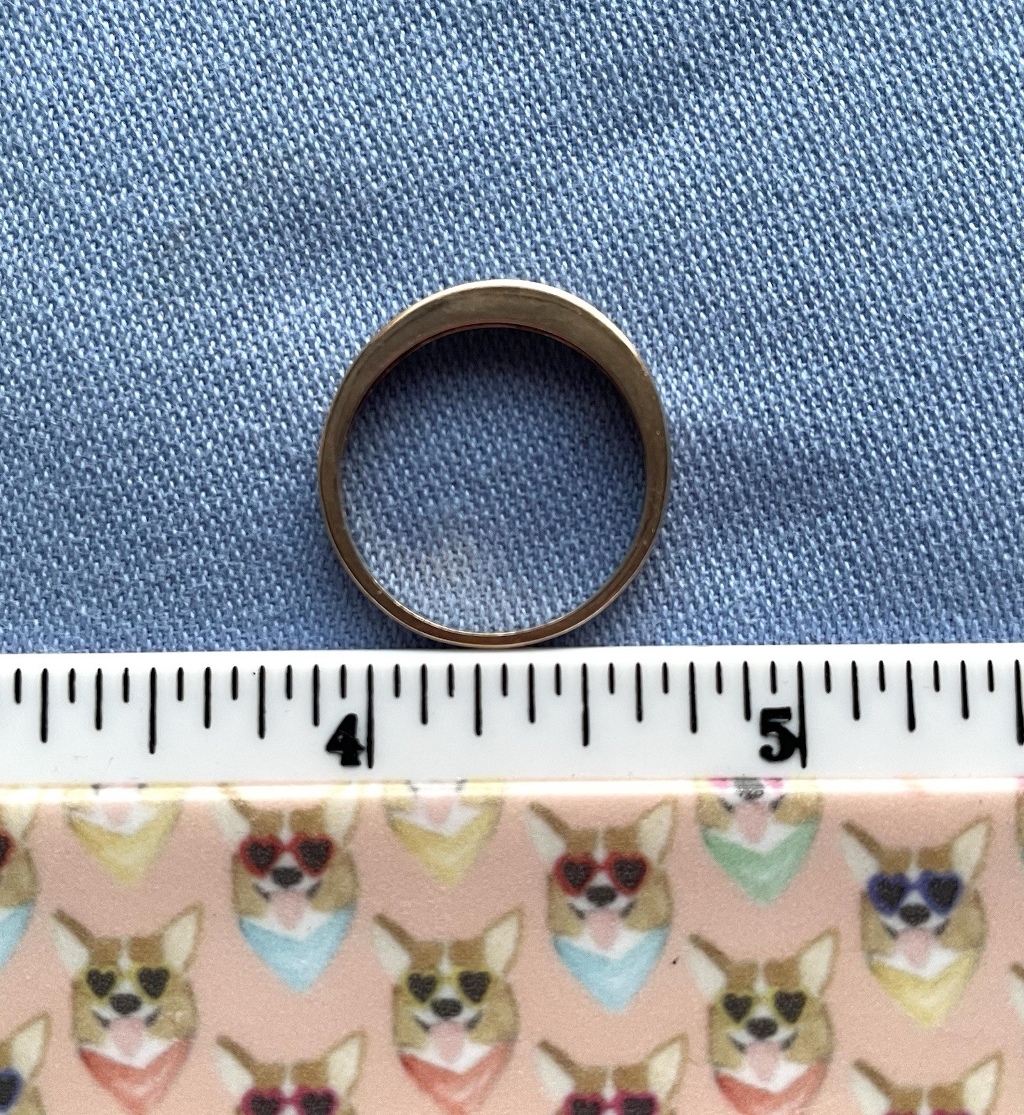 Channel Set Diamonds In 10 Karat Gold Sz 8 1/4 Engagement Ring