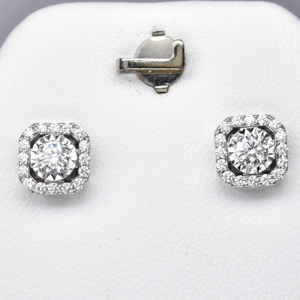 Natural Diamond Earrings in 18K WHITE GOLD 0.27ct Center 0.22ct Side F/VVS Dia