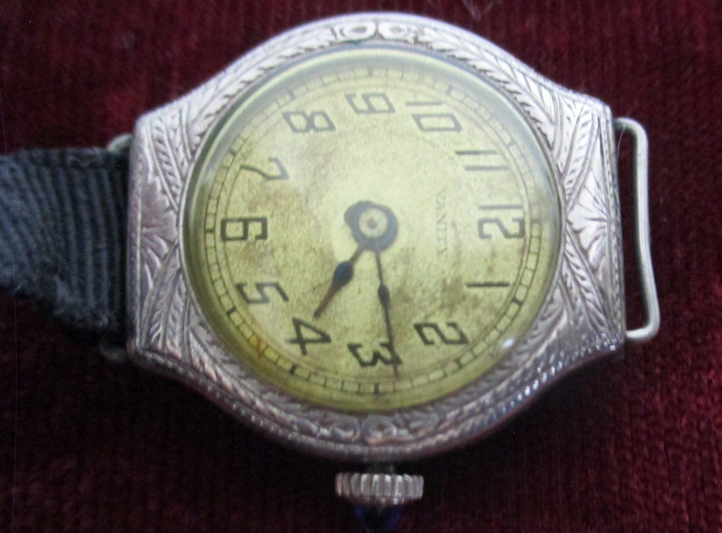 Antique 1920s HAYNE Swiss 16-Jewel Art Deco Ladies Wristwatch – 14K Gold Filled