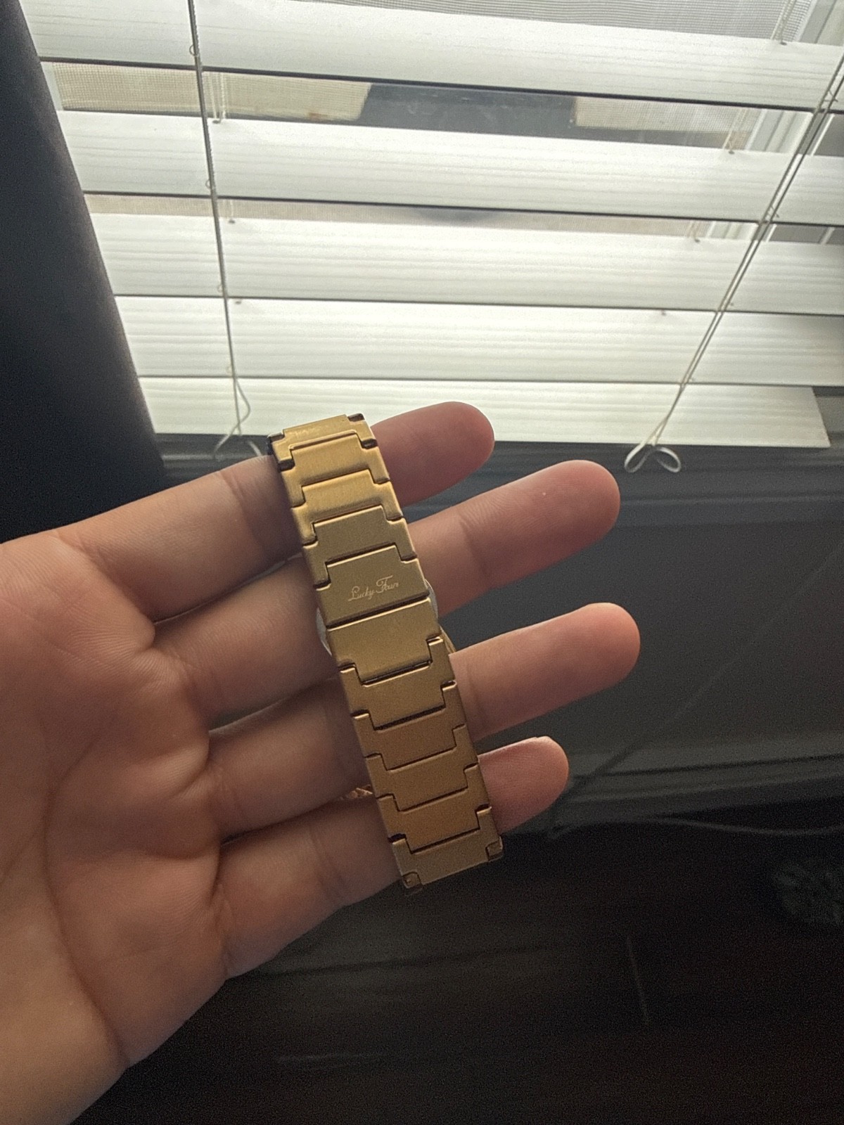 Lucky Fours Jaxon Watch – Gold