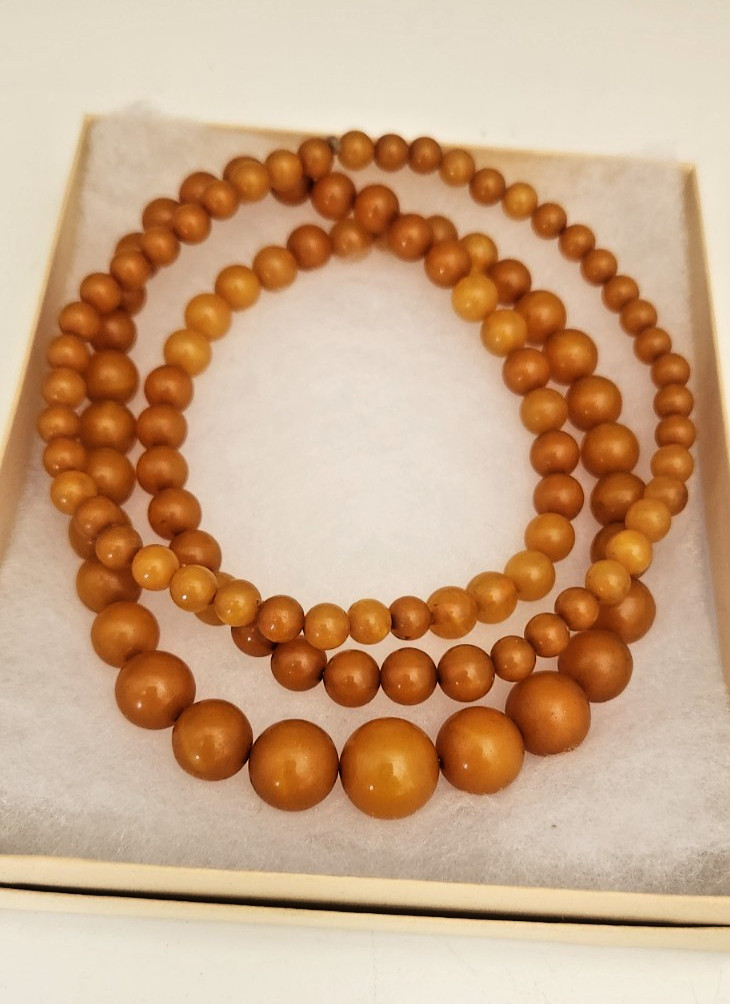 Vintage Graduated Bakelite Butterscotch Beaded Egg Yolk Long Necklace 25” Inches