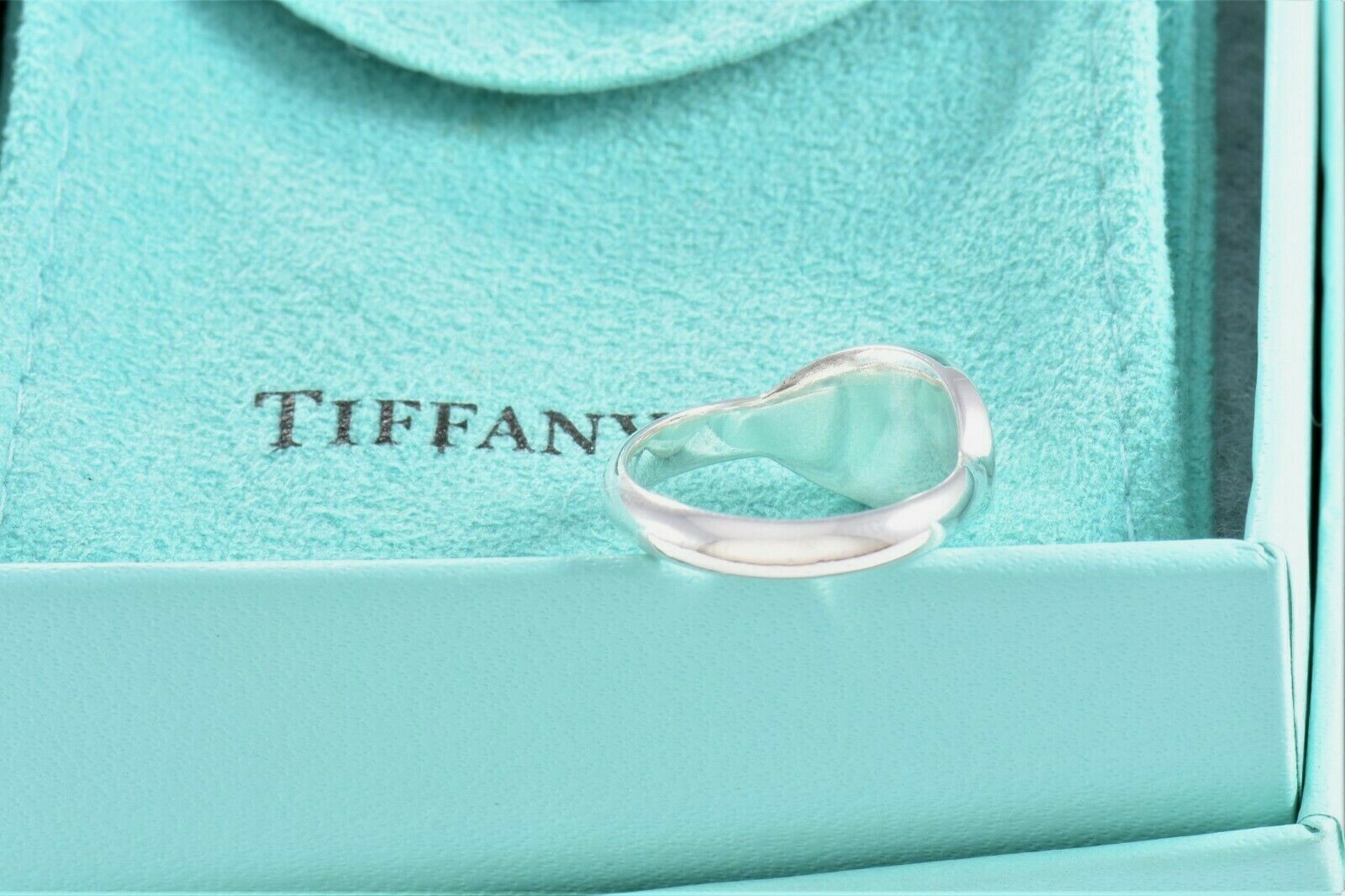 Size 6.5 Please Return To Tiffany & Co Silver Oval Signet Band Ring & Pouch Rare