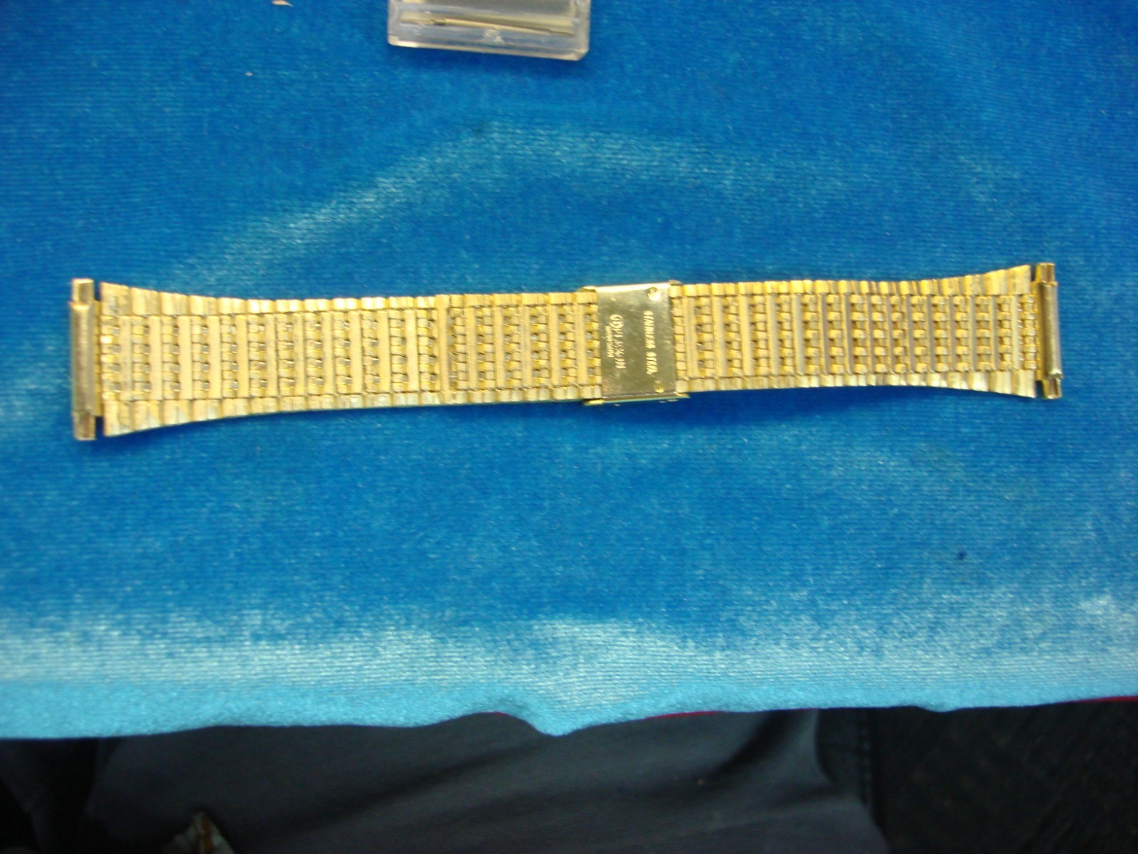 VINT. FLEX-ON BY KREISLER – STAINLESS W/GOLD PLATE WATCH BAND – NOS – 15 – 22 MM