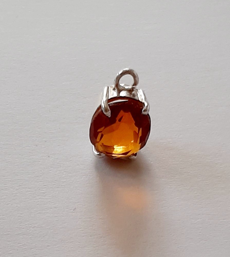 Certified Garnet 14.50 Carats, Hessonite, Pendant, Oval, Unheated