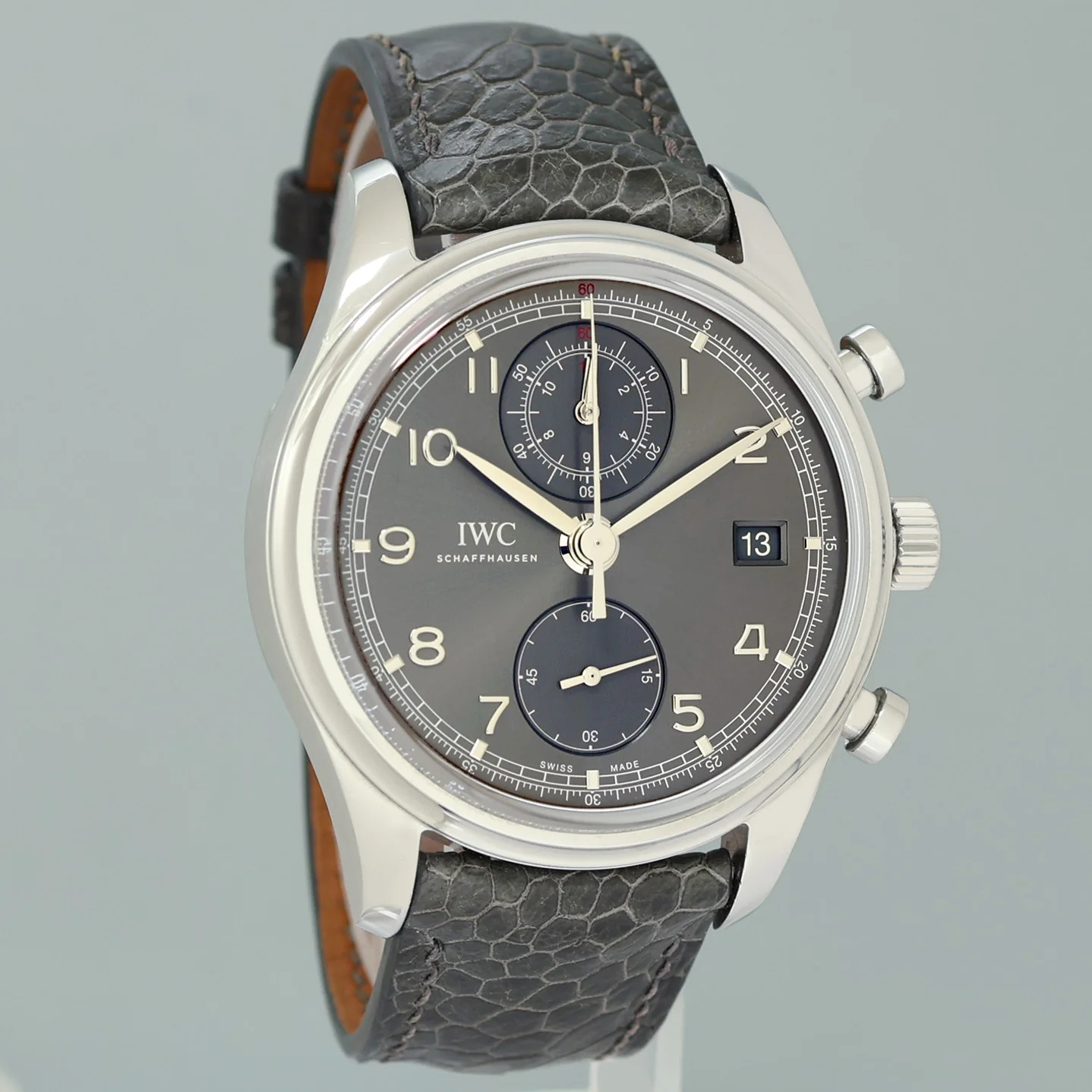 PAPERS MINT IWC Portugieser Chronograph IW390404 Grey Leather 42mm Watch Box