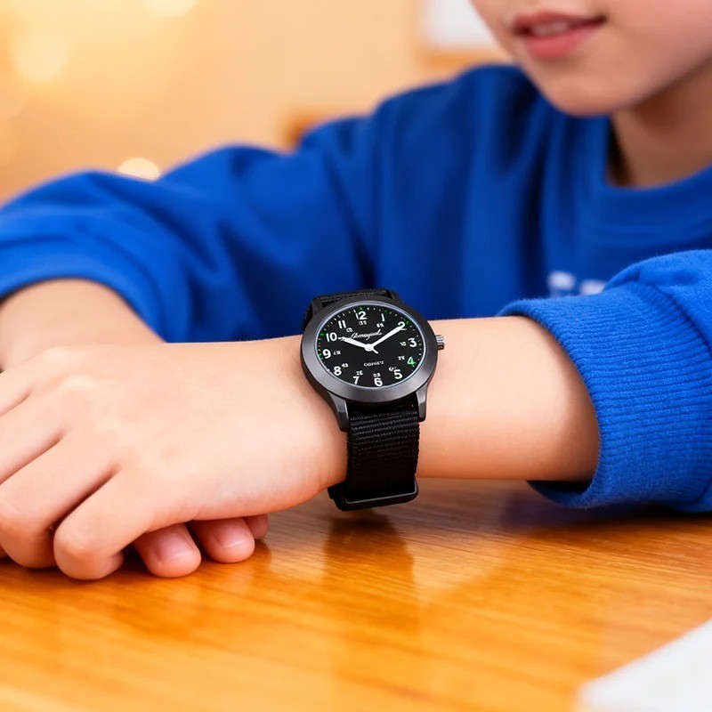 Analog Quartz Watch New Boys Children Kids Wristwatches Stainless Steel Fashion