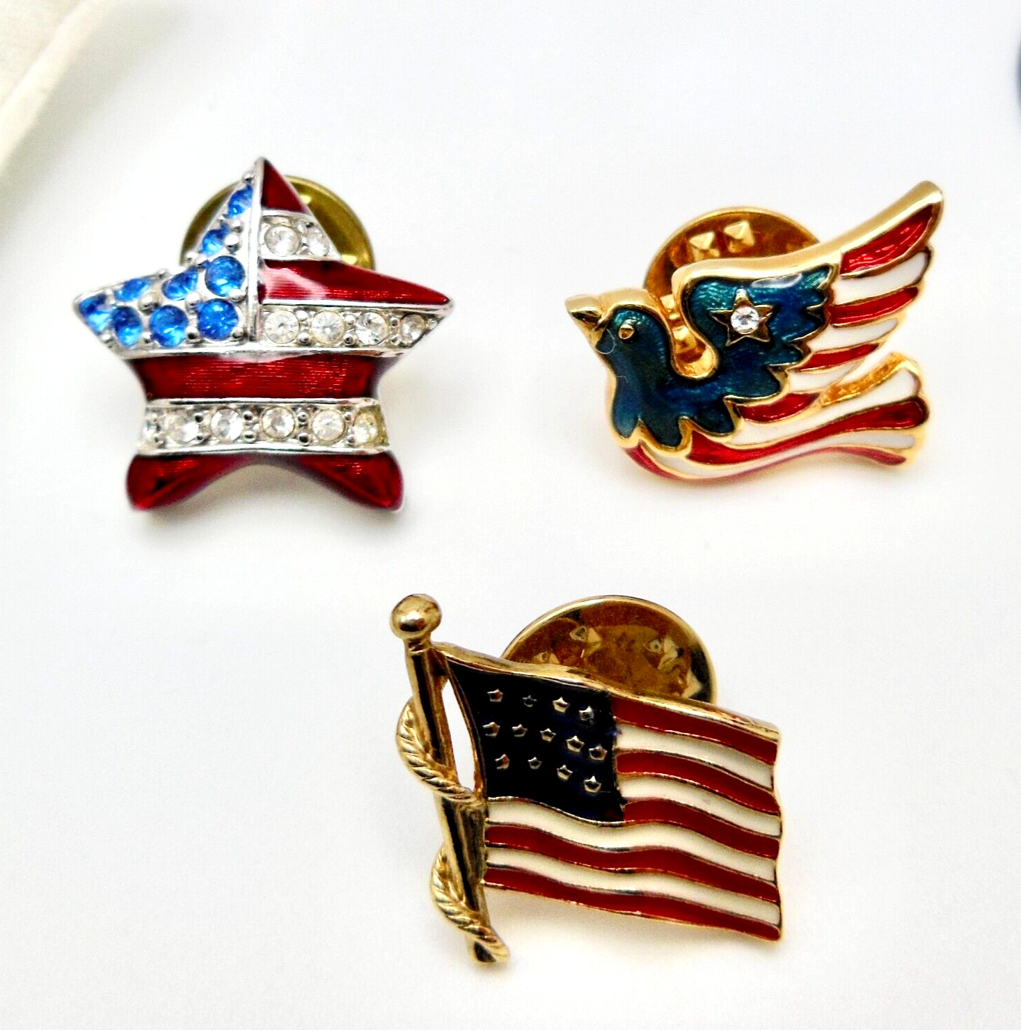Vintage-Now Rhinestone Jewelry Lot Pins USA Flag Patriotic Star 78g Wear Scrap