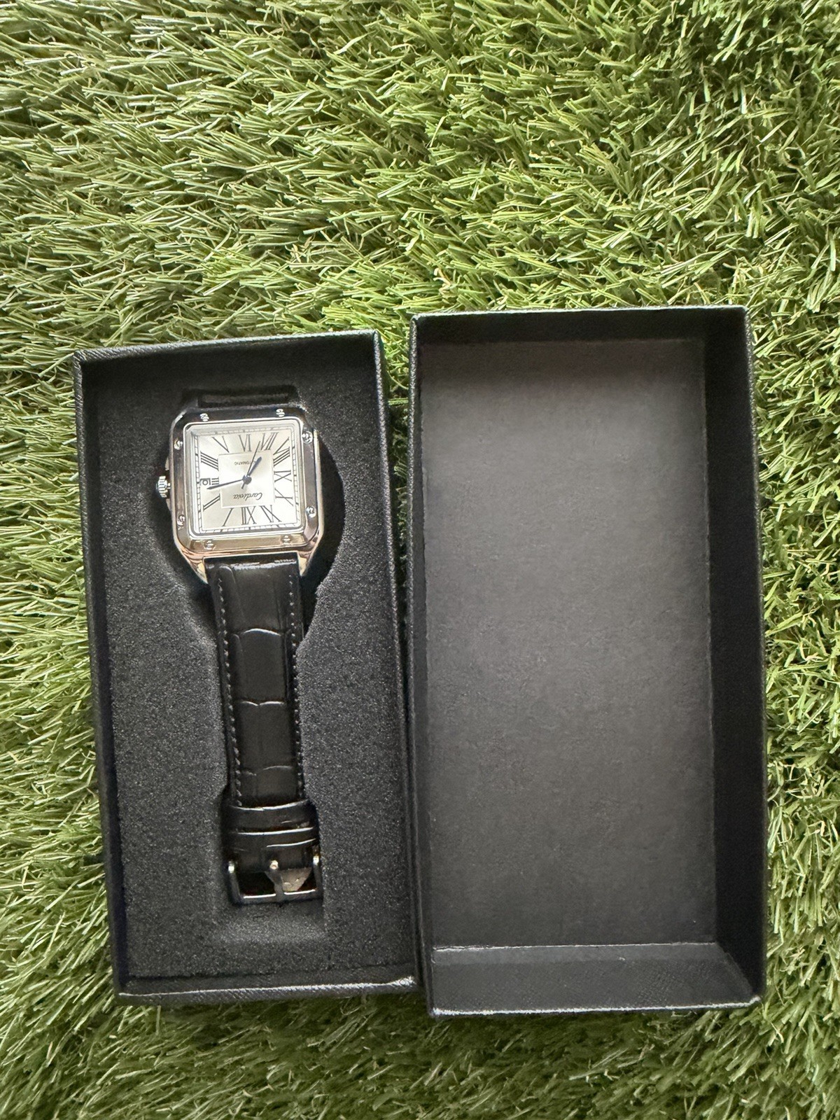 Quartz Silver Dial Roman Numerals Case Black Leather water resistant from 1993
