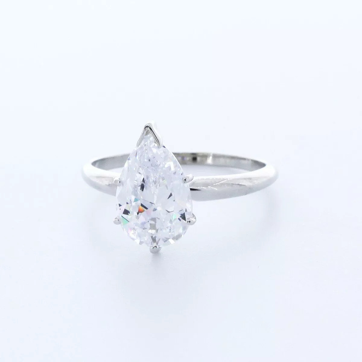 Solitaire Engagement Ring 14K Gold Classic 2.04 CT Pear Lab-Grown Diamond G VS2