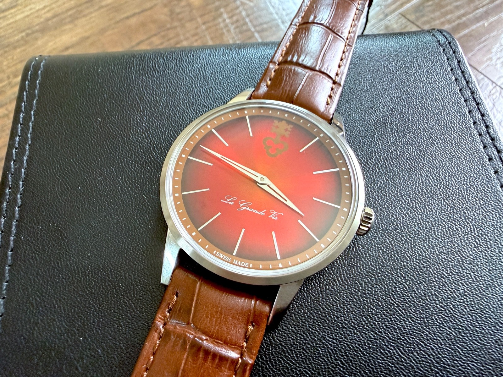 Corum Heritage La Grande Vie Red Dial Automatic 42mm Men Watch 082.750.04/0066