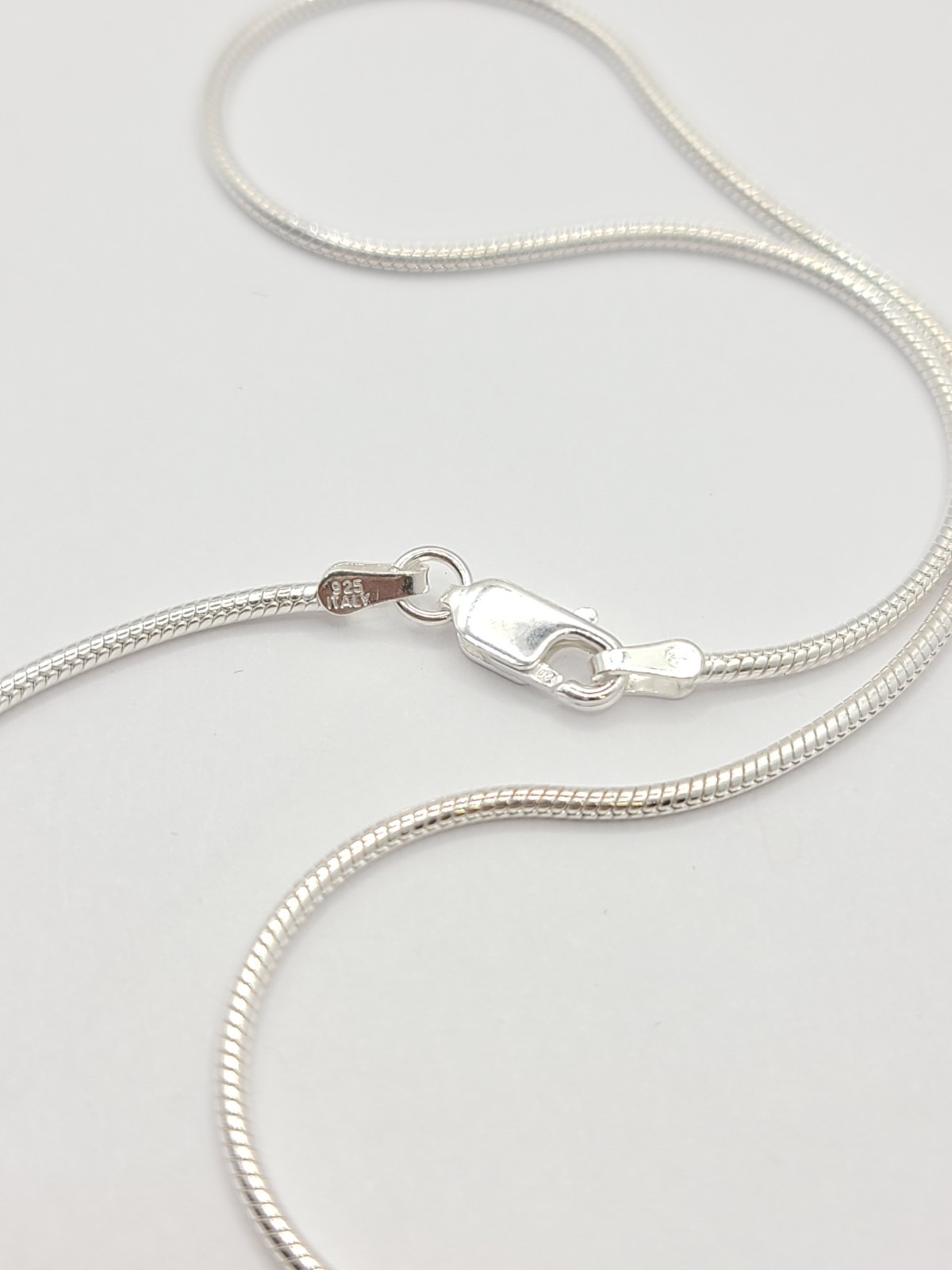 Rishi Alexander 925 Sterling Silver 1.5mm 16″ Snake Chain