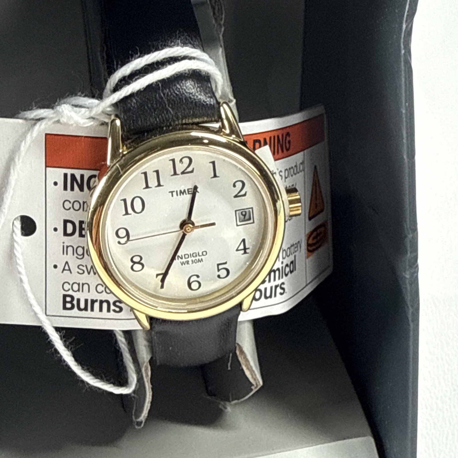 New Timex Women’s T2H341 WX Easy Reader 25mm Black Leather Strap Watch Indiglo