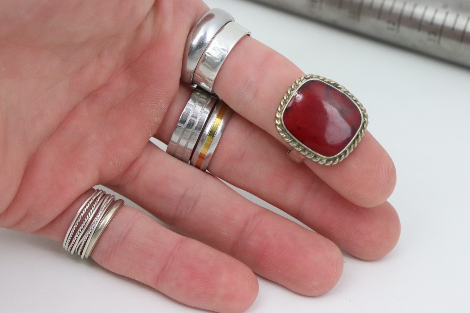 Vintage 5.4 Gram Mexico Sterling Silver 925 Red Howlite Ring SZ 7.5 Southwest
