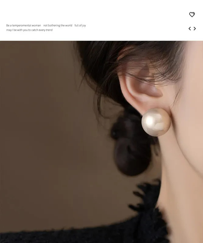 Women’s Minimalist Gap Imitation Pearl Stud Earrings Fashion Commuter Jewelry