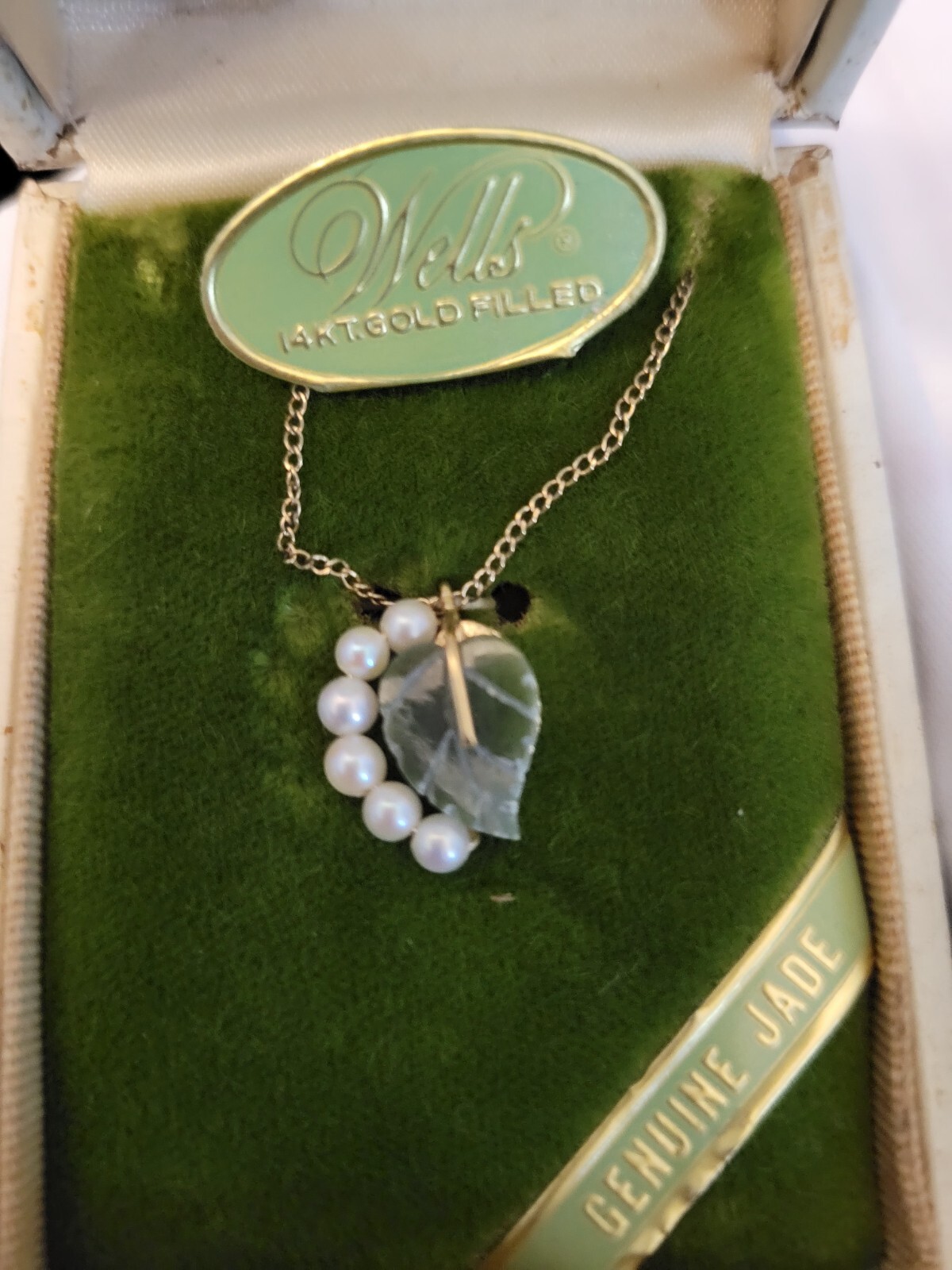 Vintage Wells 14kt Gf Jade Heart 16 Inch Necklace In Original Box 40s