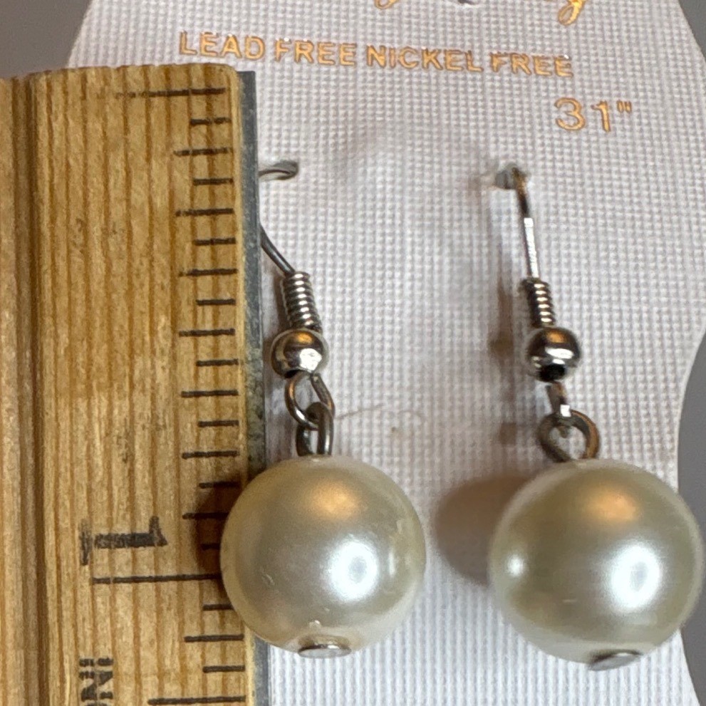 Fashion Jewelry Pearl Drop Earrings Lead Free Nickel Free Silver Tone New