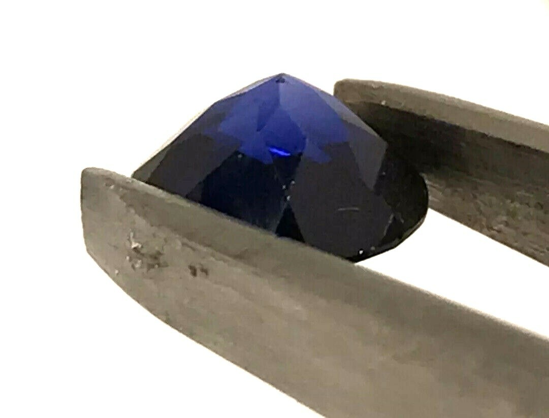3.50 ct Natural Blue Sapphire , Excellent Round Cut ,VS Clarity ,9 mohs hardness