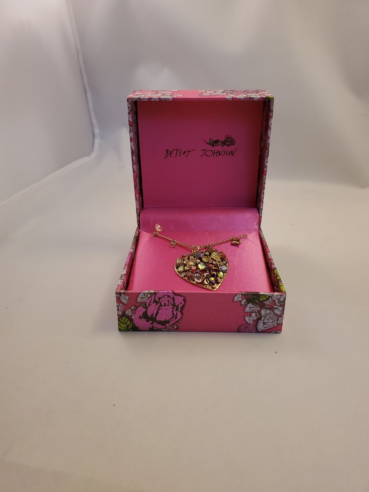 Betsey Johnson Vintage Style Multi-Color Crystal Heart Pendant Necklace with Box
