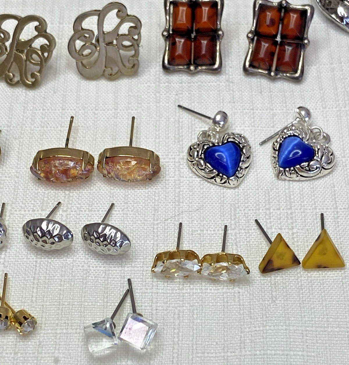 COSTUME JEWELRY EARRINGS LOT 47 Pairs Stud Mixed Rhinestone Pearl Multicolor