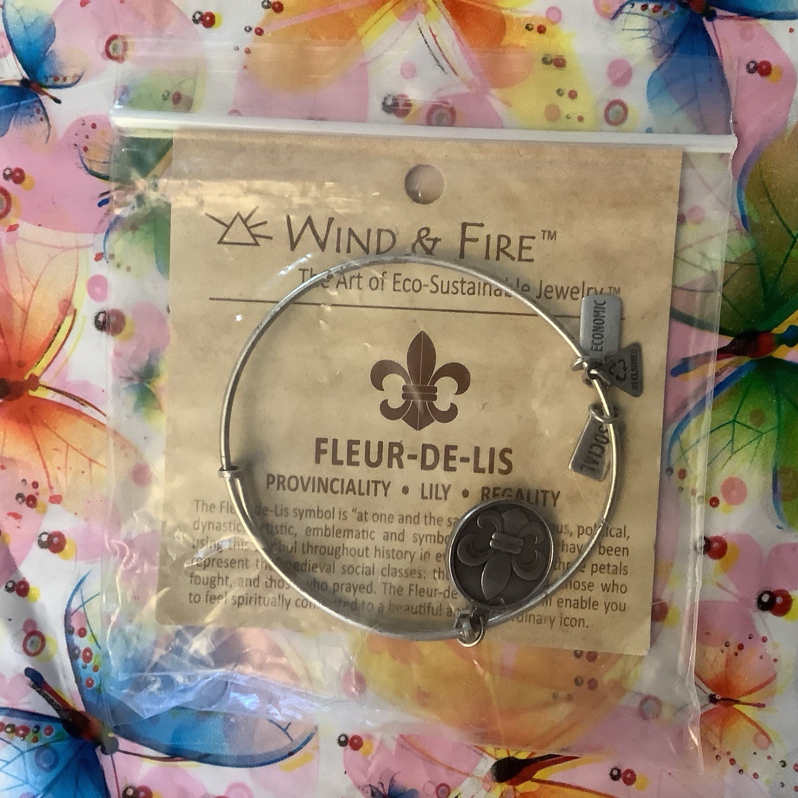 Wind & Fire FLEUR DE LIS Bracelet Silver Tone in Gift Bag