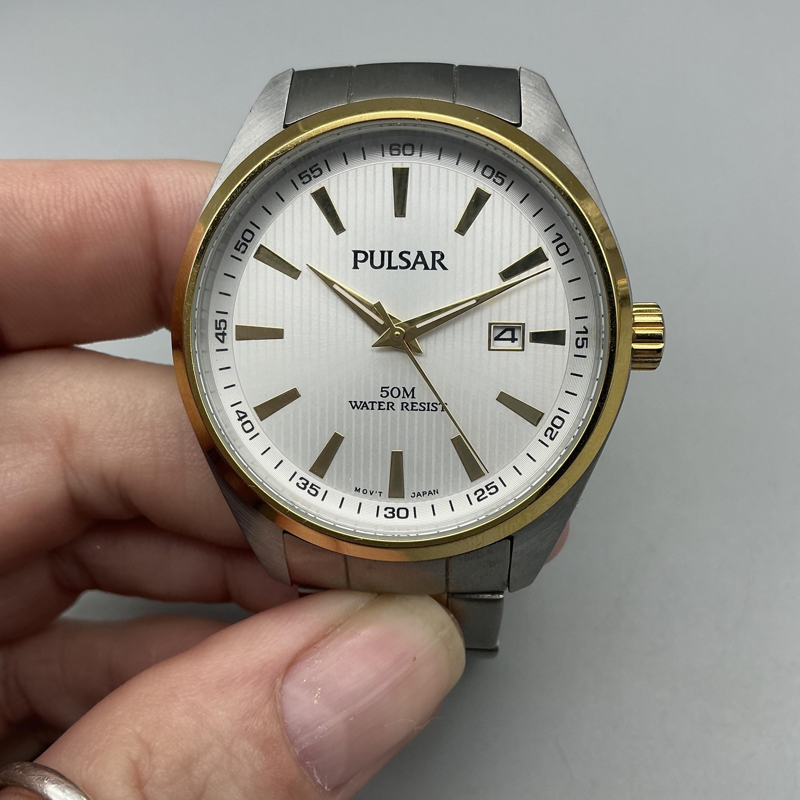 Pulsar PC32-X053 Mens Watch 40mm Two Tone Stainless Date 50M New Battery 7.5″