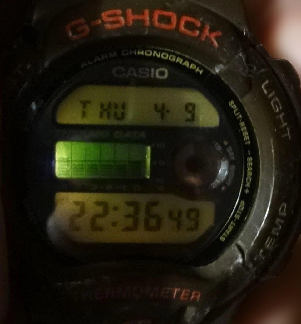 G-SHOCK with thermometer function, brand new battery, operation moderate: