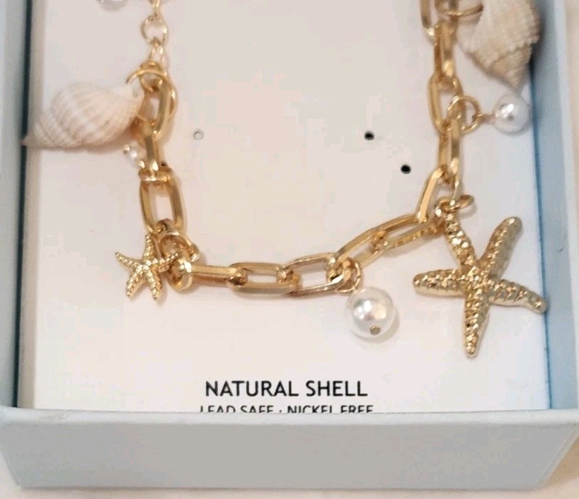 House of Harlow 1960 Gold Link Seashell Starfish Pearl Bracelet