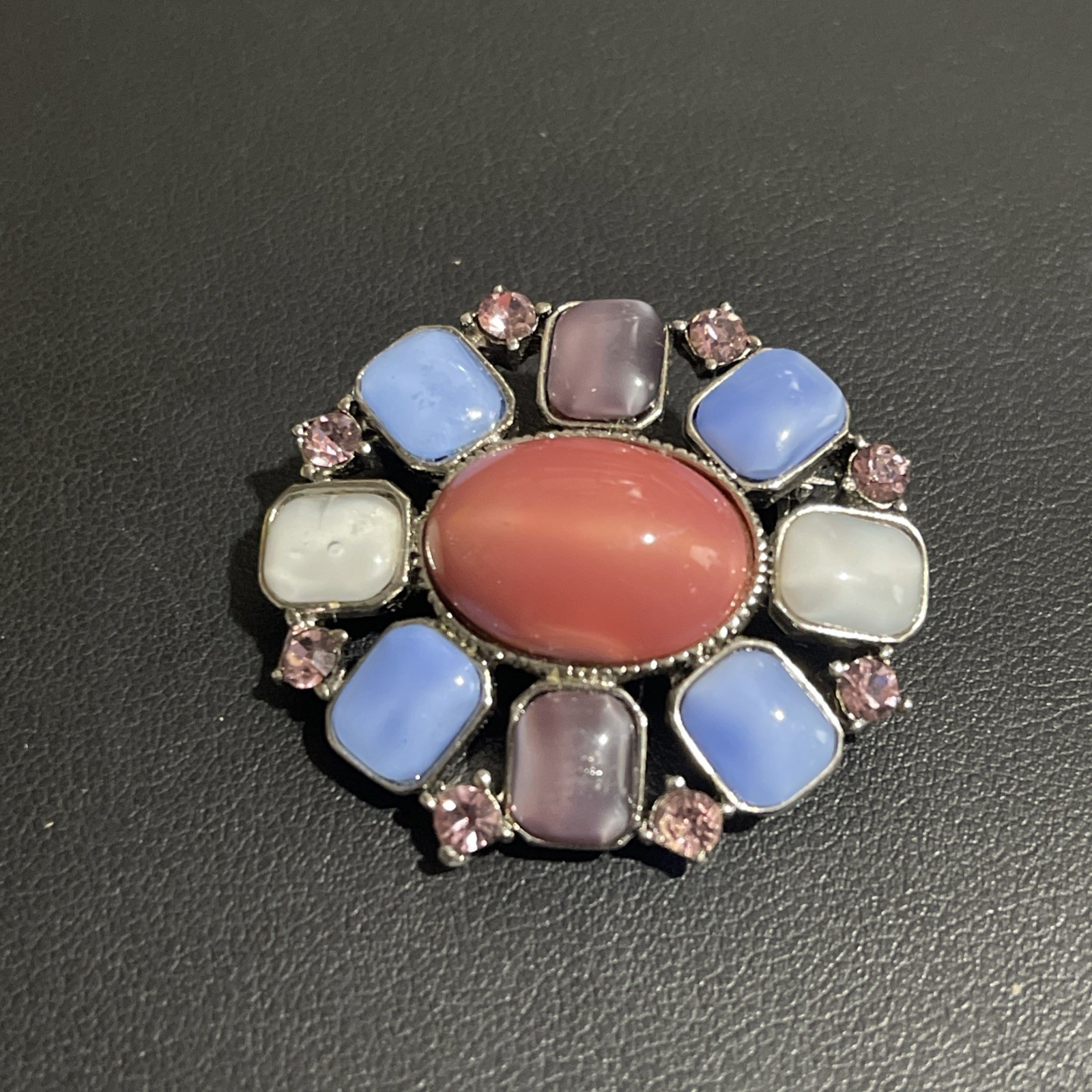 Liz Claiborne Brooch, Salmon-Blu-Plum, Silver-Tone, 1 1/2″L x 1 3/8″W