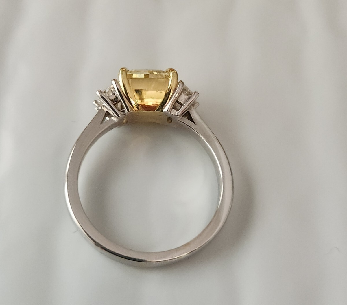 GIA 2.51ct Fancy Light Yellow And White Diamond Engagement Ring 18K